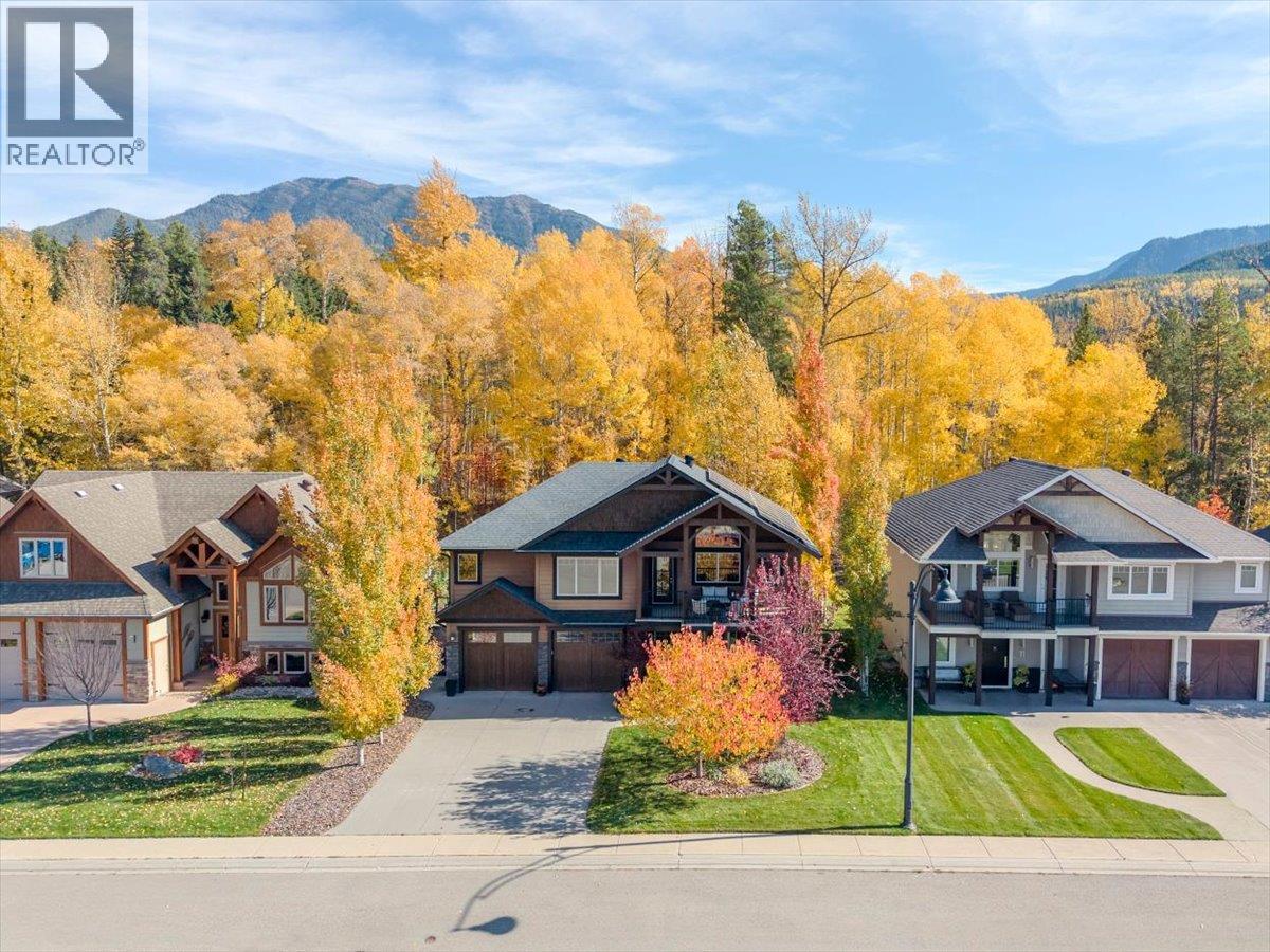10 Silver Ridge Way, Fernie, British Columbia  V0B 1M2 - Photo 69 - 10403419