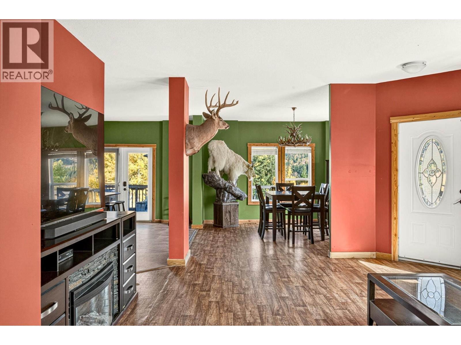 6281 Lower Elk Valley Road, Sparwood, British Columbia  V0B 2G3 - Photo 16 - 10402993