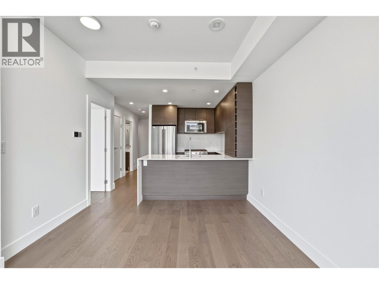1181 Sunset Drive Unit# 701, Kelowna, British Columbia  V1Y 0L4 - Photo 2 - 10403575