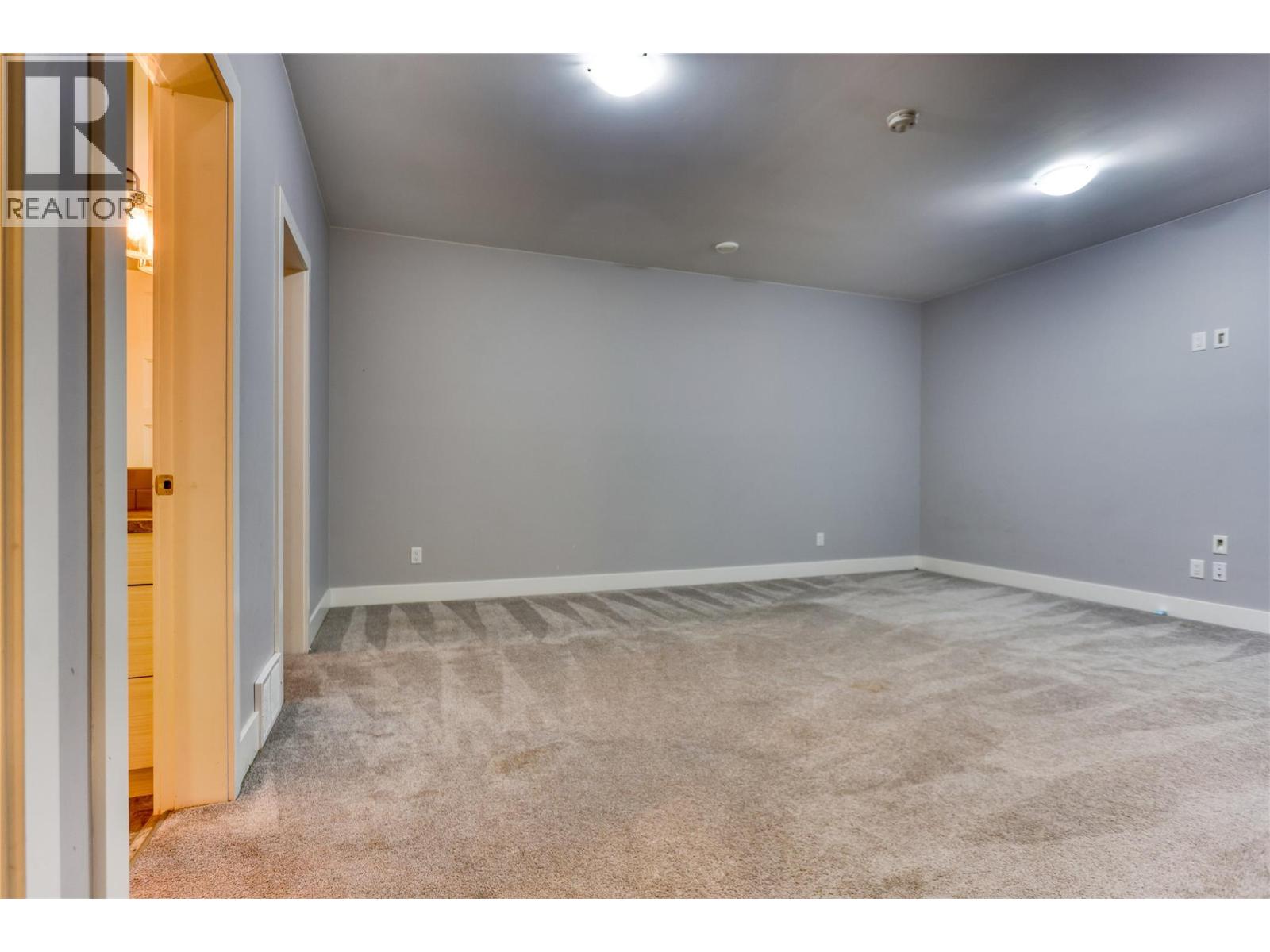 313 Lakeview Street Unit# 1, Castlegar, British Columbia  V1N 3Y1 - Photo 28 - 10403428