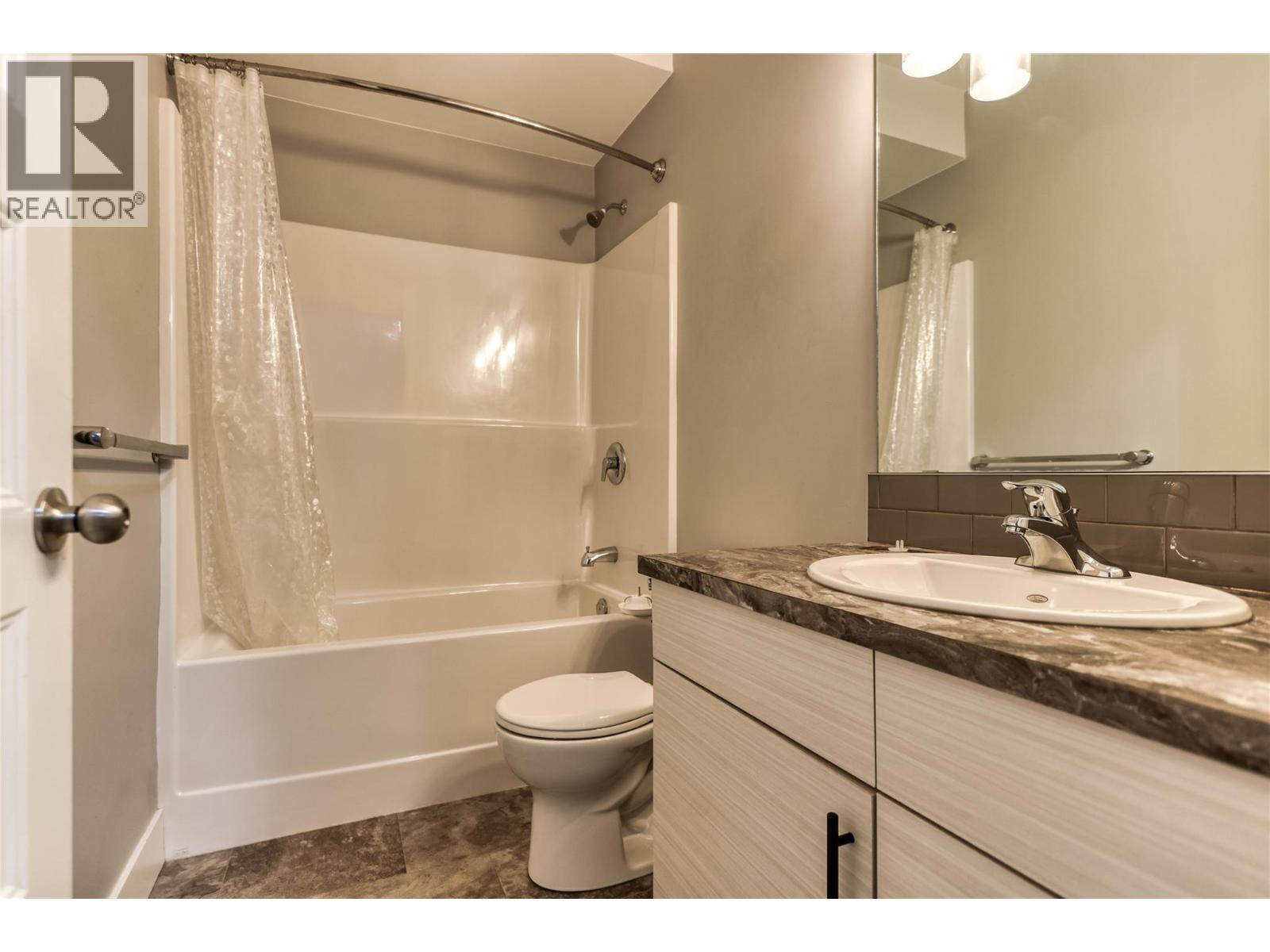 313 Lakeview Street Unit# 1, Castlegar, British Columbia  V1N 3Y1 - Photo 30 - 10403428