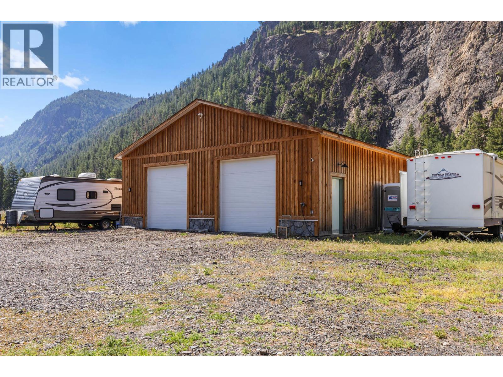 6097 Highway 3, Hedley, British Columbia  V0X 1N1 - Photo 23 - 10403487