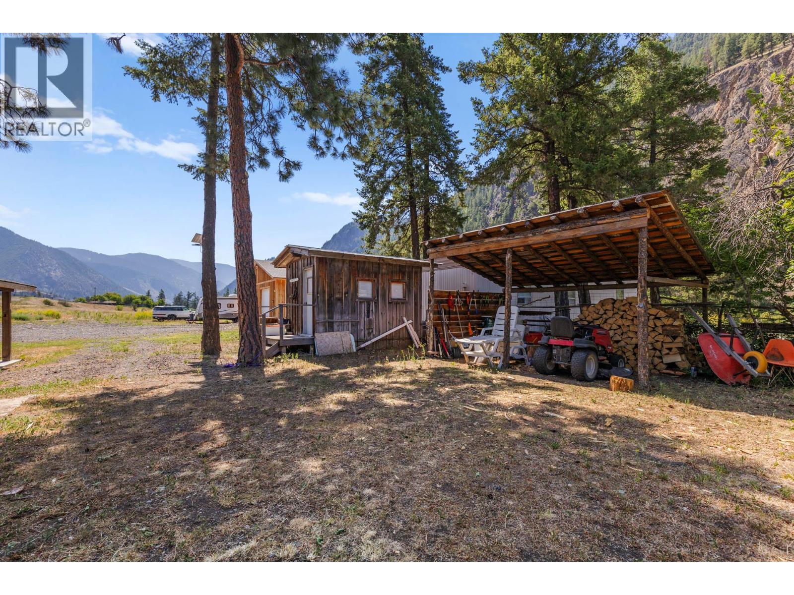6097 Highway 3, Hedley, British Columbia  V0X 1N1 - Photo 39 - 10403487