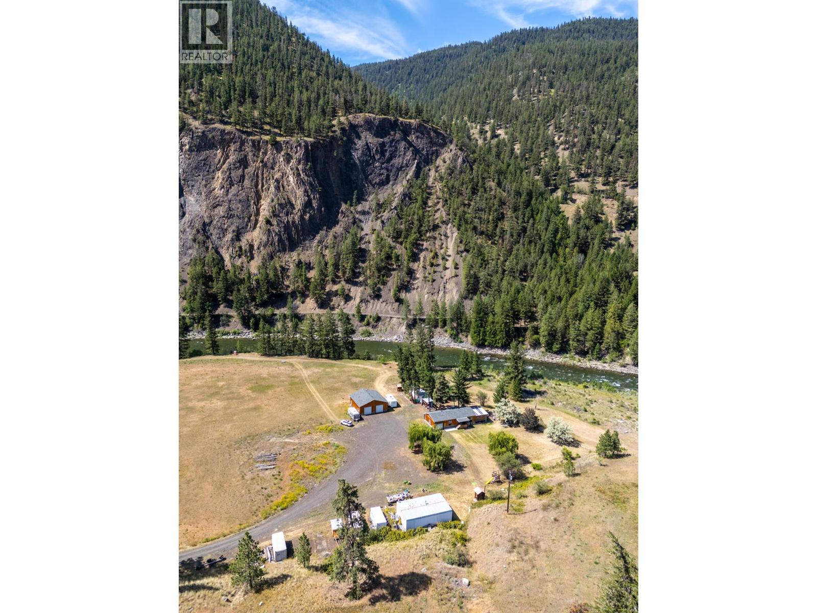 6097 Highway 3, Hedley, British Columbia  V0X 1N1 - Photo 43 - 10403487