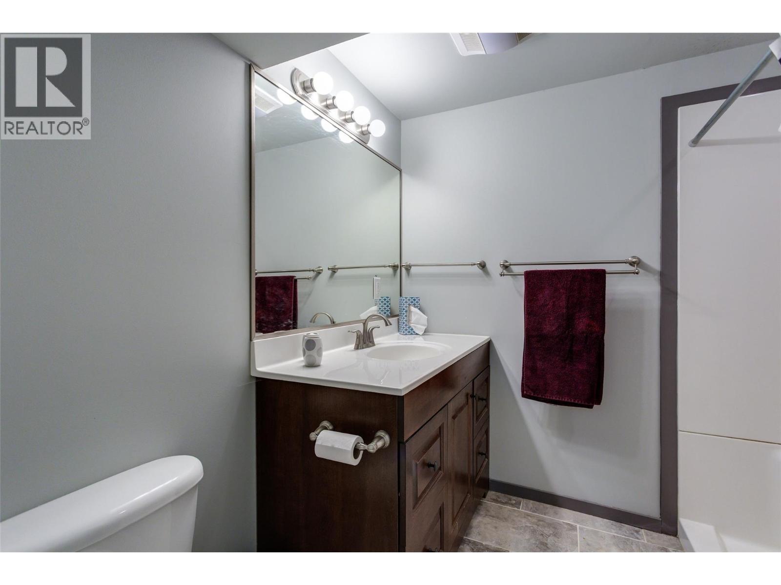 840 Liban Court, Kelowna, British Columbia  V1Y 8B5 - Photo 38 - 10403404
