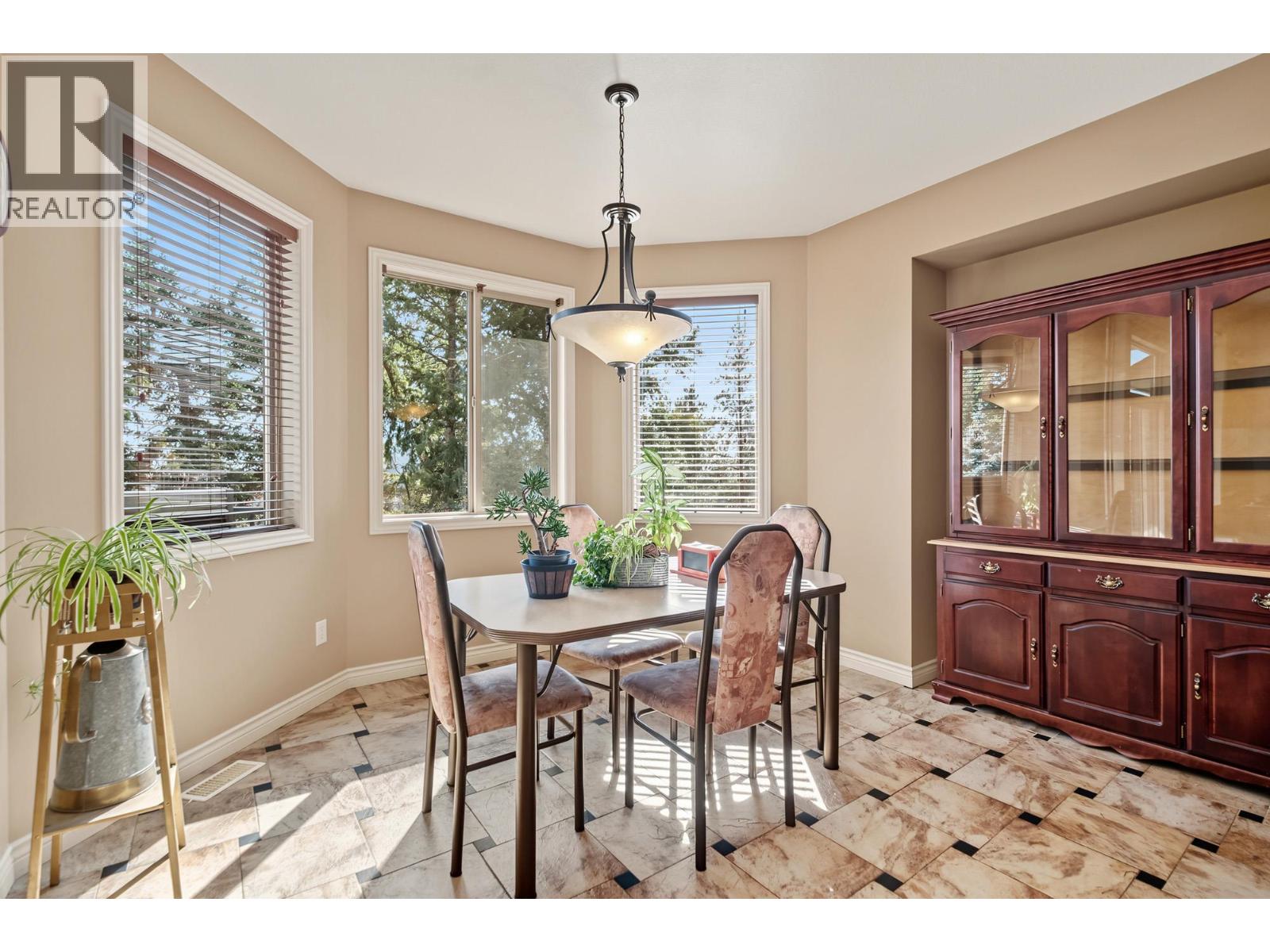 2405 Cobblestone Road, West Kelowna, British Columbia  V4T 3A7 - Photo 18 - 10403439