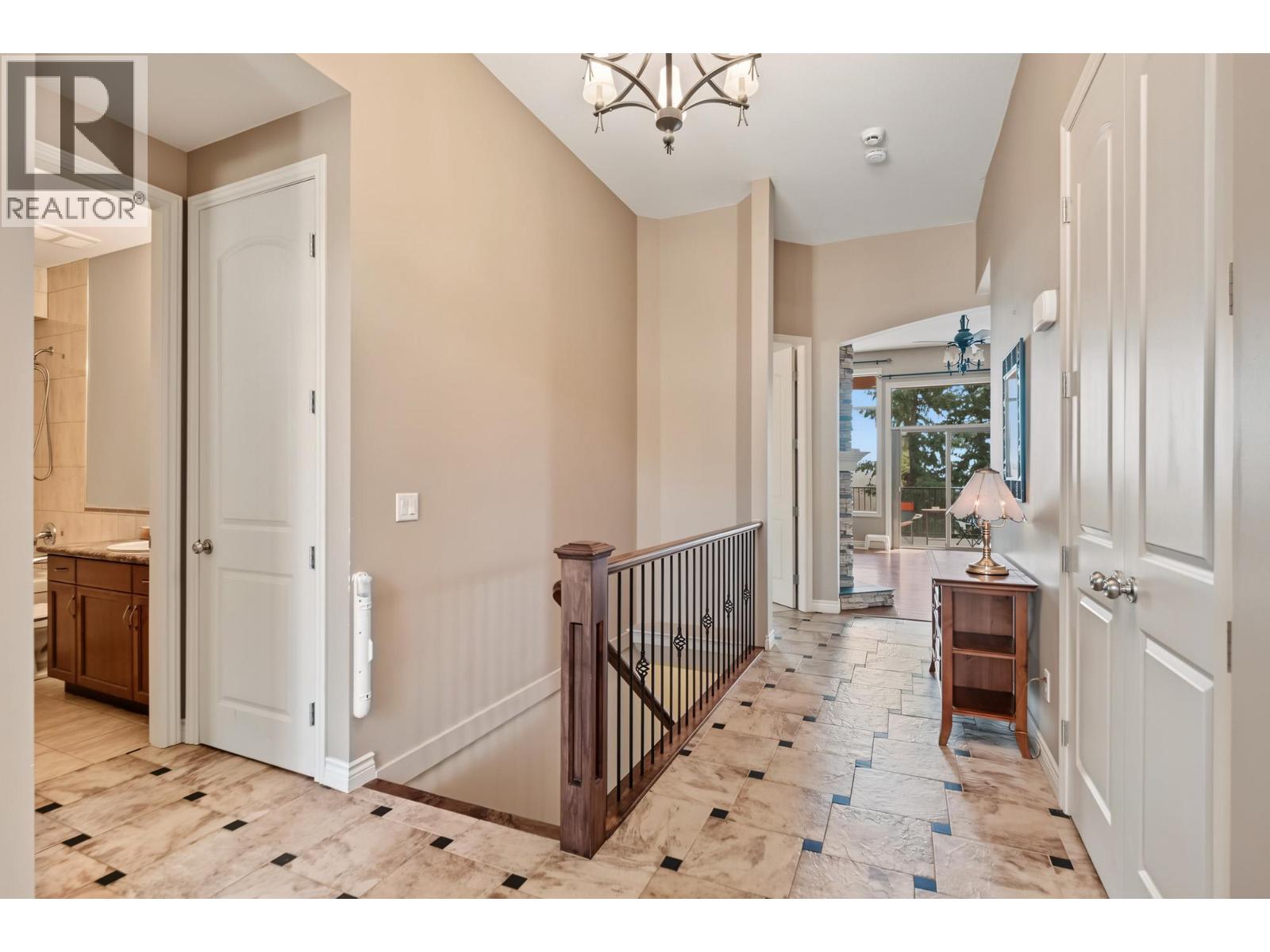 2405 Cobblestone Road, West Kelowna, British Columbia  V4T 3A7 - Photo 6 - 10403439