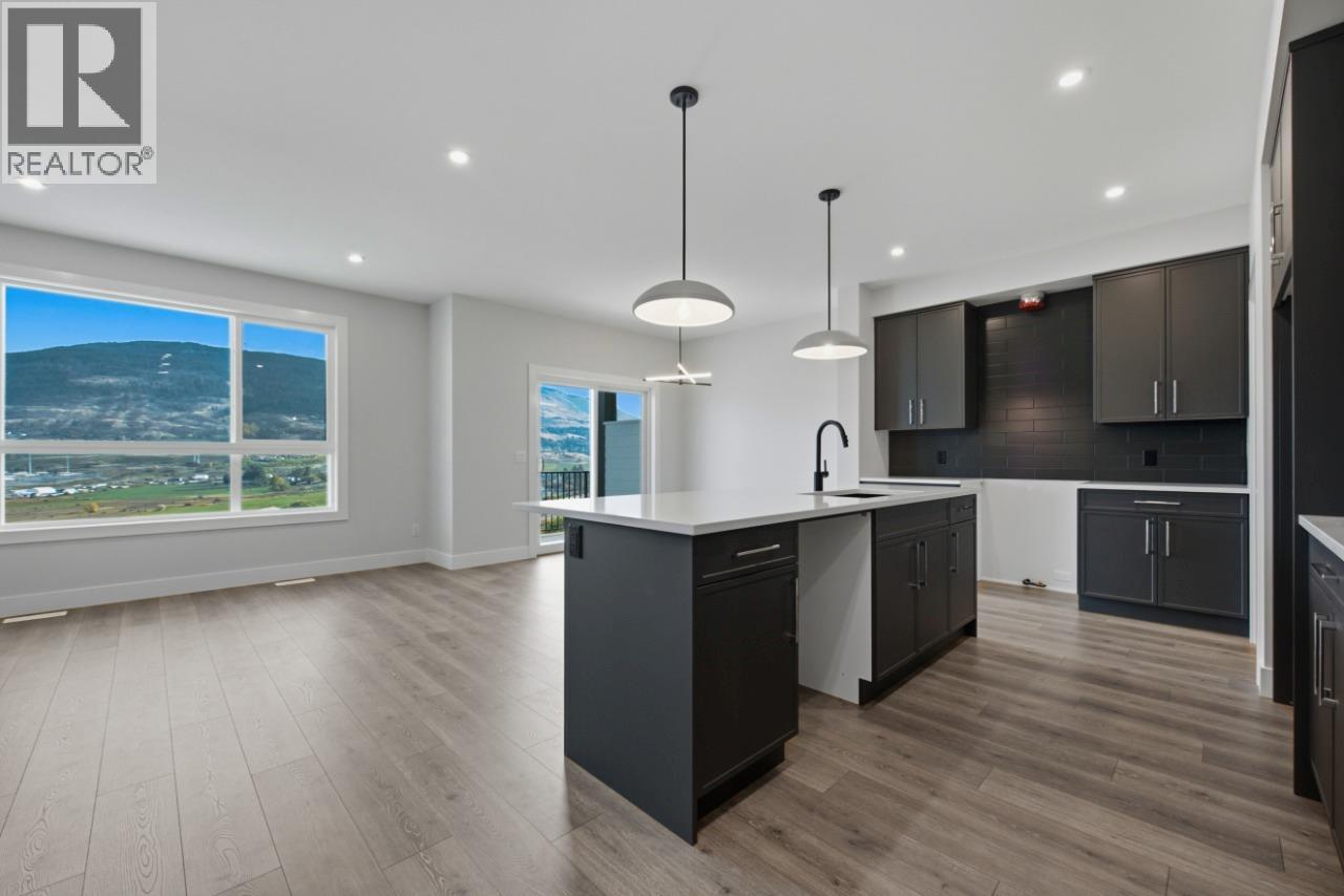 415 Arrowleaf Drive, Coldstream, British Columbia  V1B 0B5 - Photo 13 - 10403591