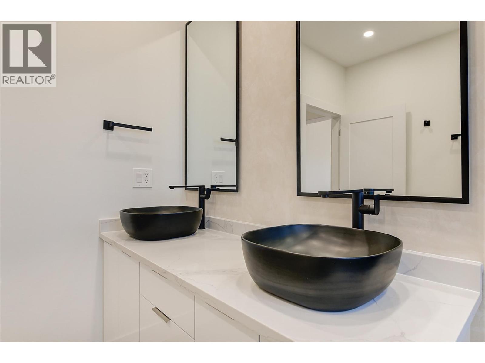 5084 Twinflower Crescent, Kelowna, British Columbia  V1W 5L8 - Photo 51 - 10403413