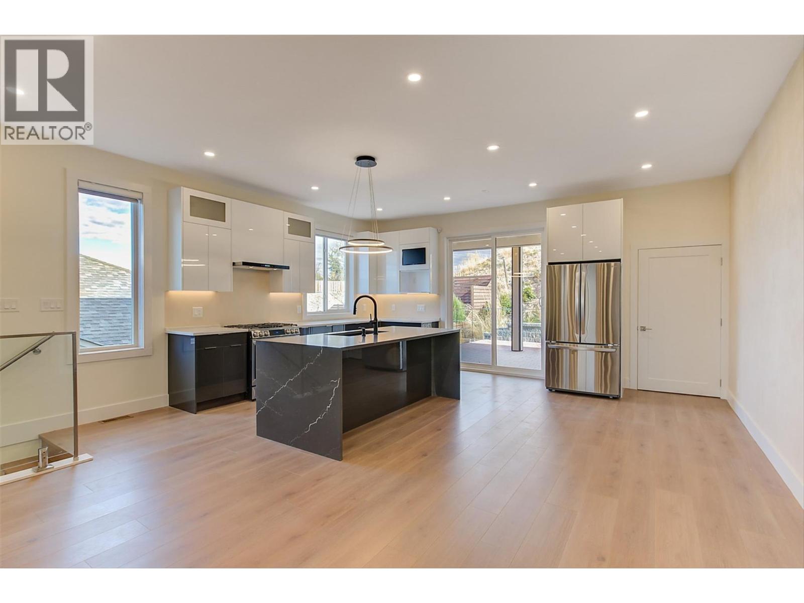 5084 Twinflower Crescent, Kelowna, British Columbia  V1W 5L8 - Photo 6 - 10403413