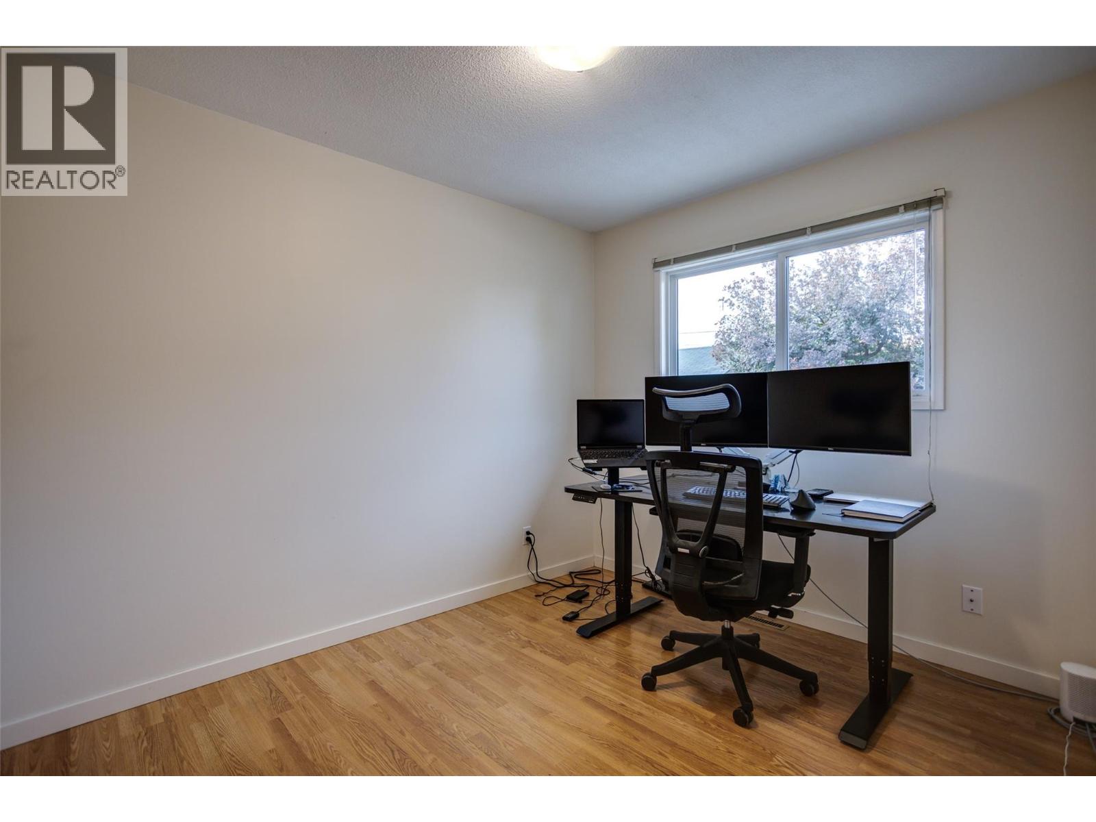 950 & 952 Stockwell Avenue, Kelowna, British Columbia  V1Y 6W2 - Photo 23 - 10403279