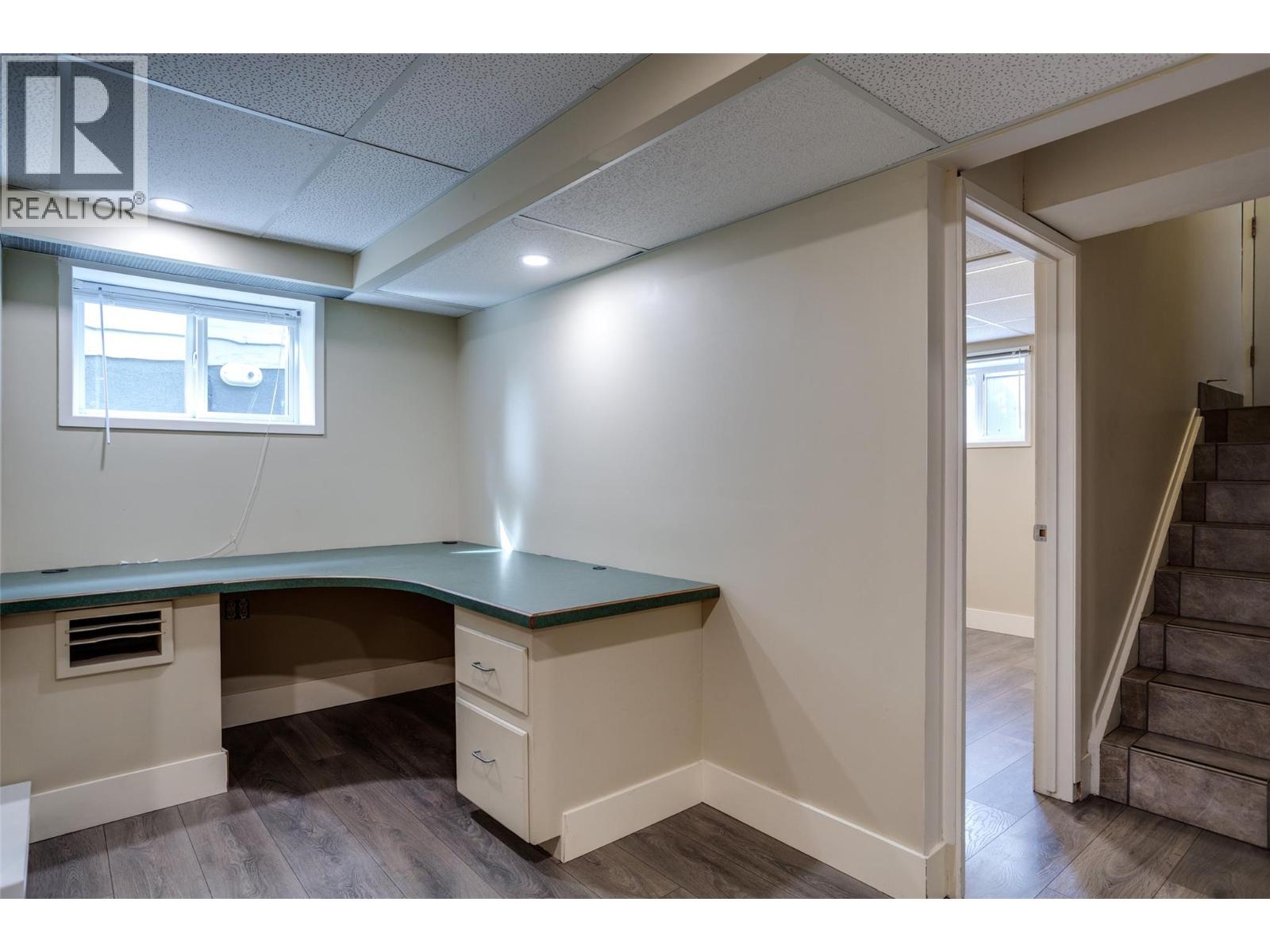950 & 952 Stockwell Avenue, Kelowna, British Columbia  V1Y 6W2 - Photo 25 - 10403279