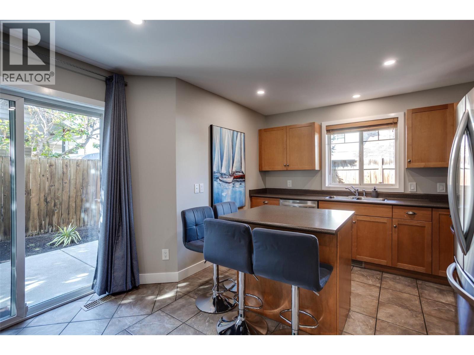 950 & 952 Stockwell Avenue, Kelowna, British Columbia  V1Y 6W2 - Photo 54 - 10403279
