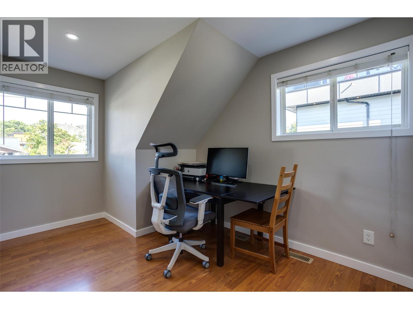 950 & 952 Stockwell Avenue, Kelowna, British Columbia  V1Y 6W2 - Photo 65 - 10403279