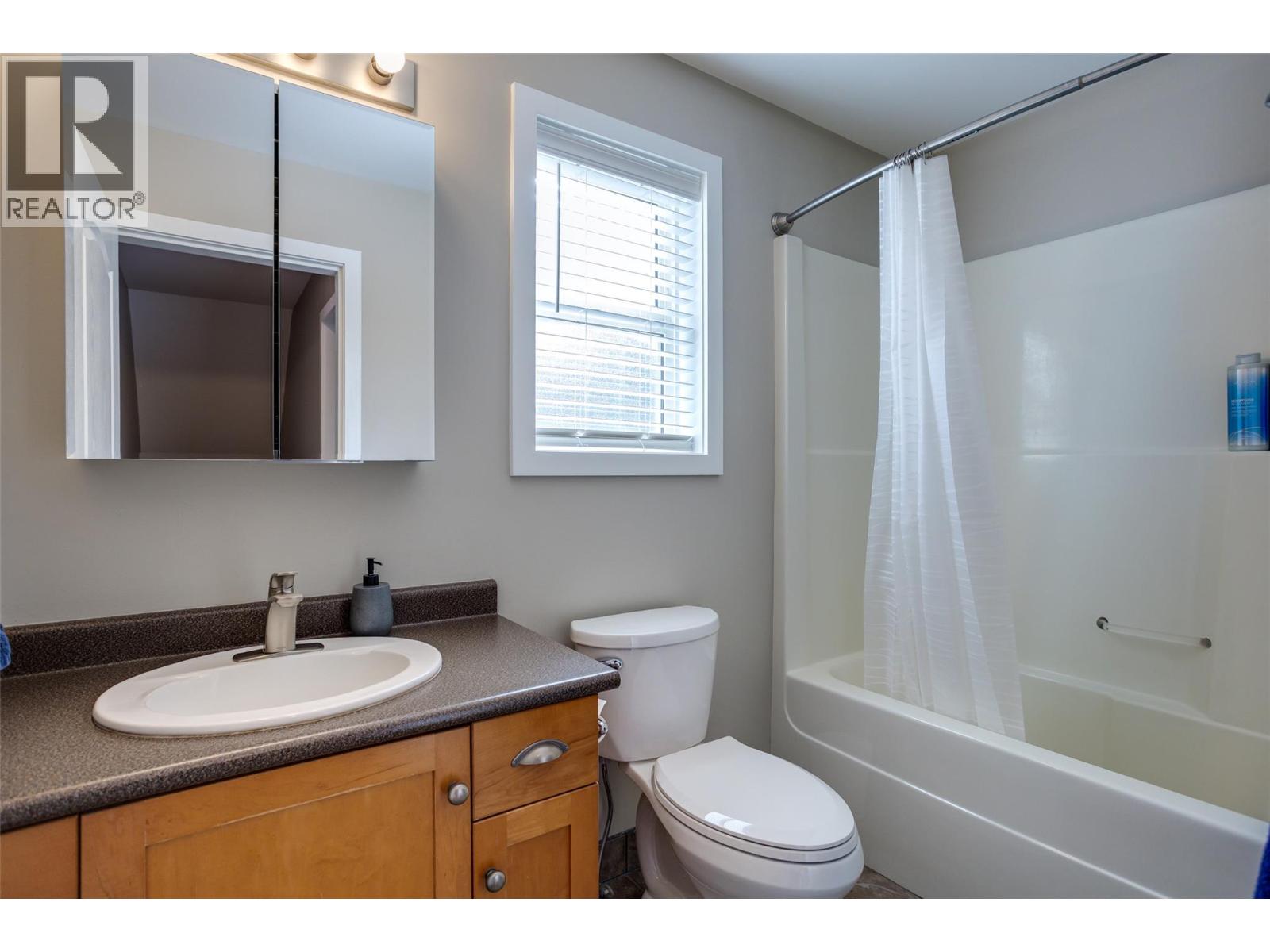 950 & 952 Stockwell Avenue, Kelowna, British Columbia  V1Y 6W2 - Photo 67 - 10403279