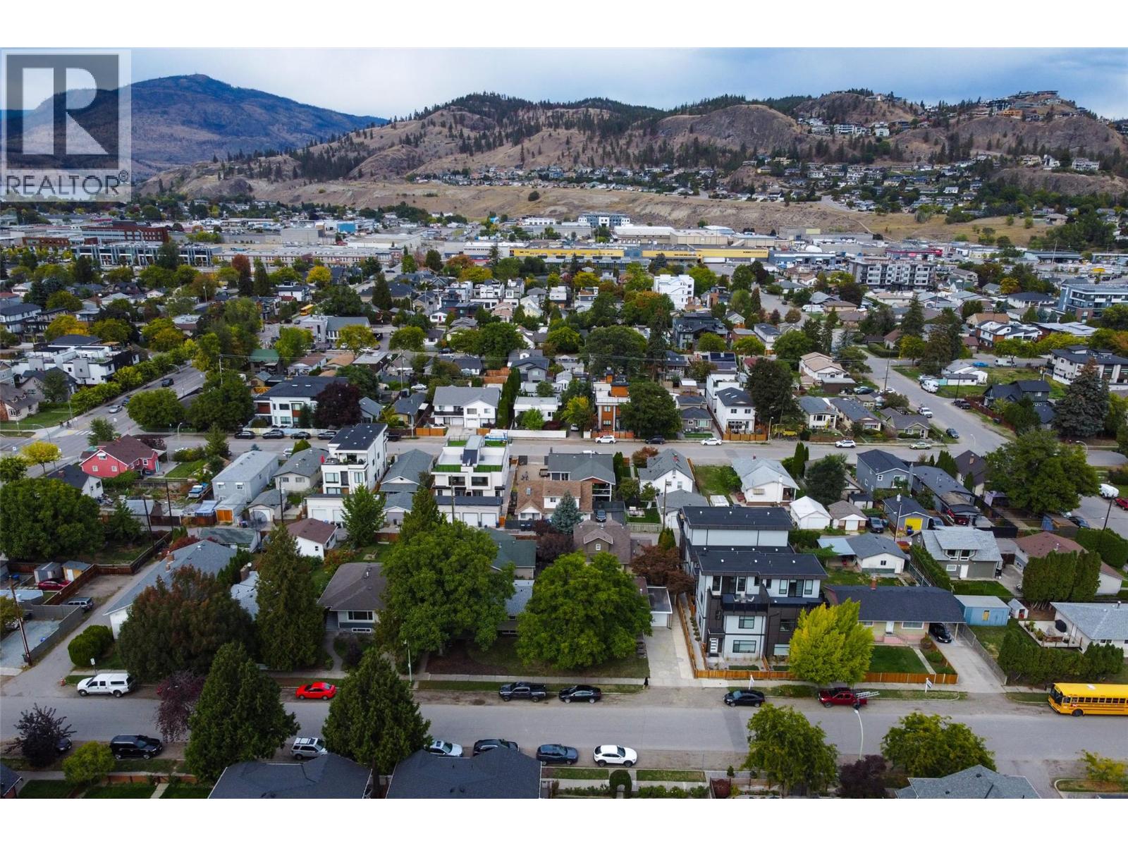 950 & 952 Stockwell Avenue, Kelowna, British Columbia  V1Y 6W2 - Photo 72 - 10403279