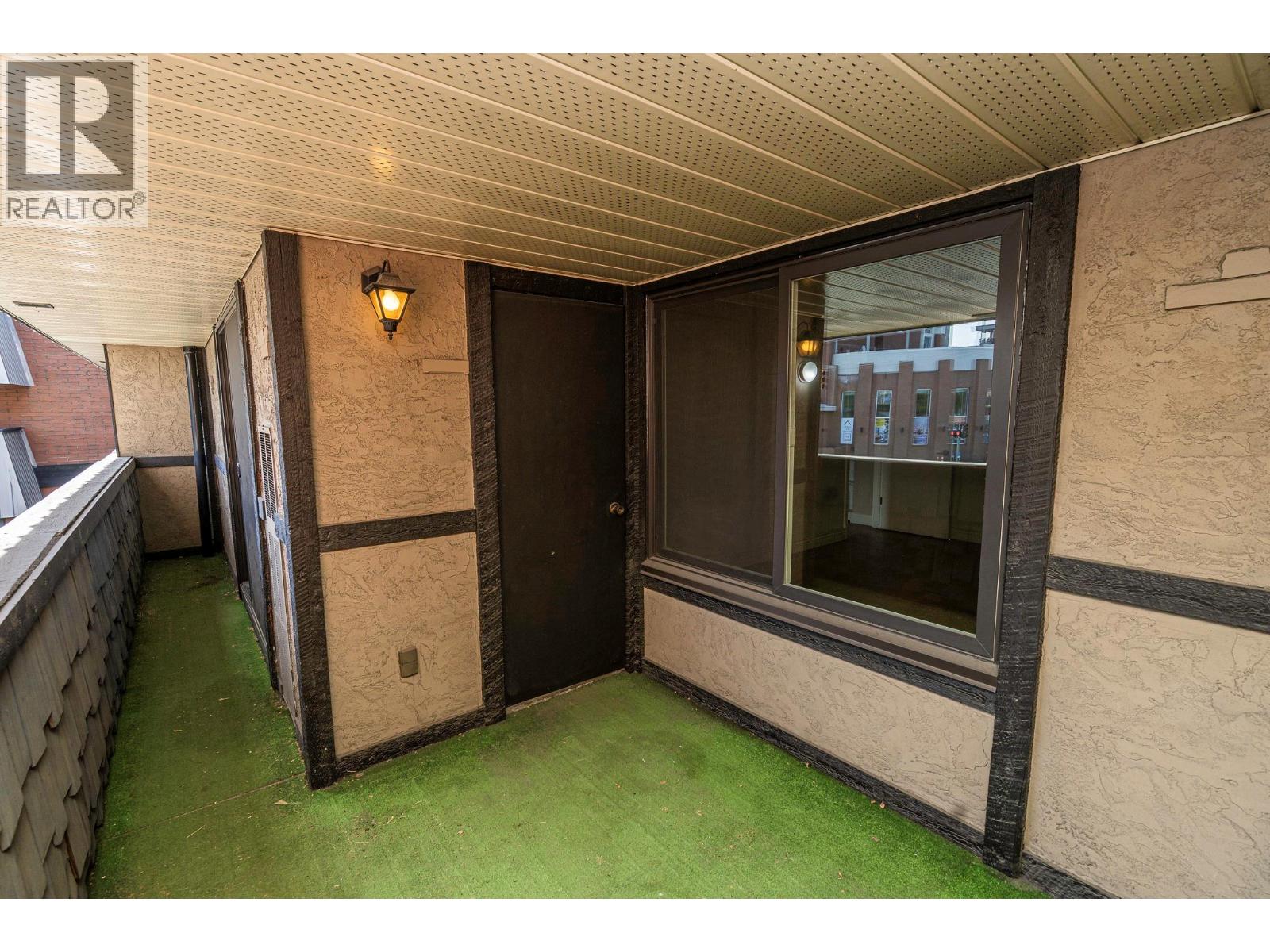 1665 Ufton Court Unit# 220, Kelowna, British Columbia  V1Y 8G7 - Photo 5 - 10403566