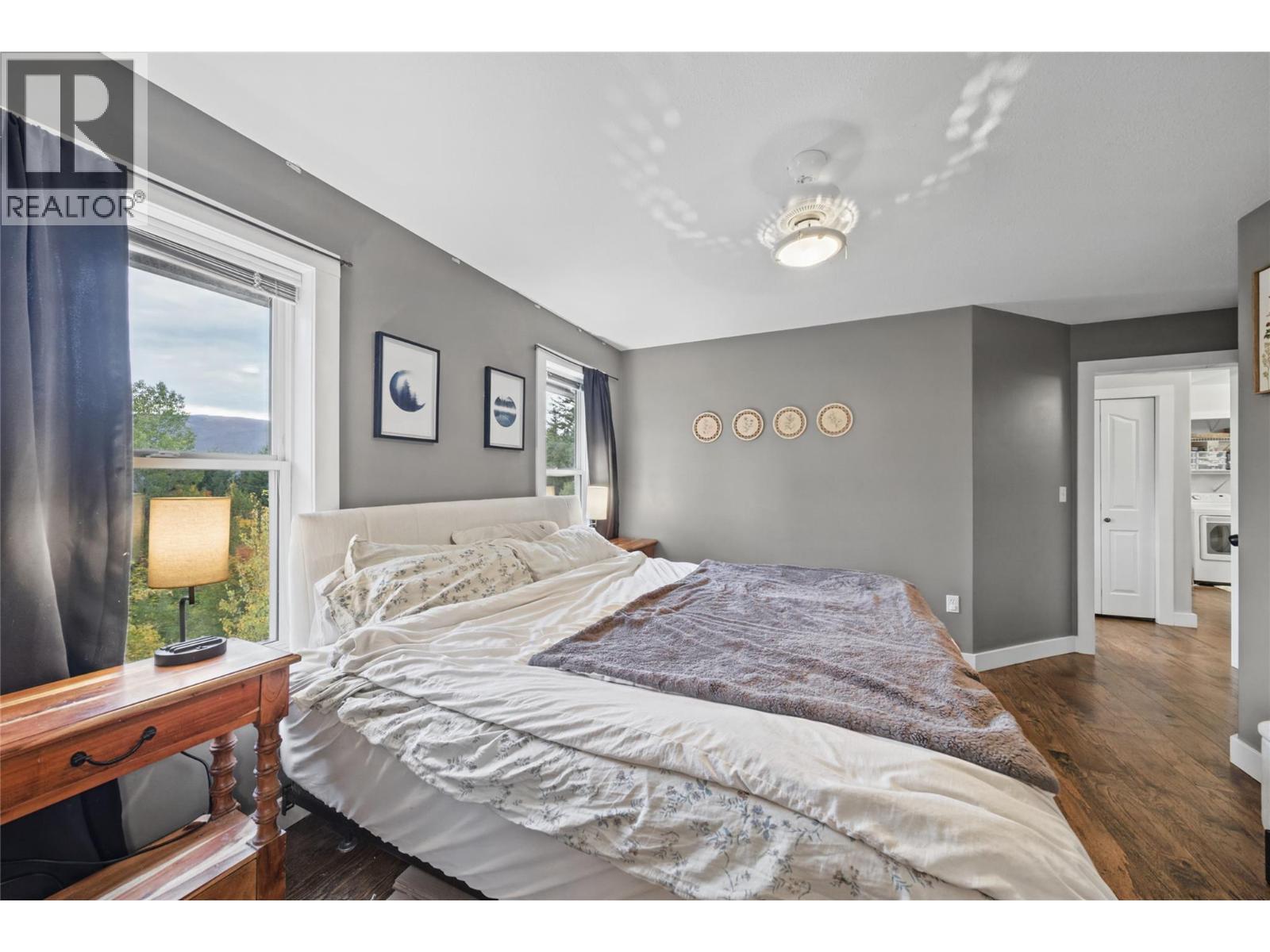 251 17 Street Se, Salmon Arm, British Columbia  V1E 1R7 - Photo 38 - 10403467