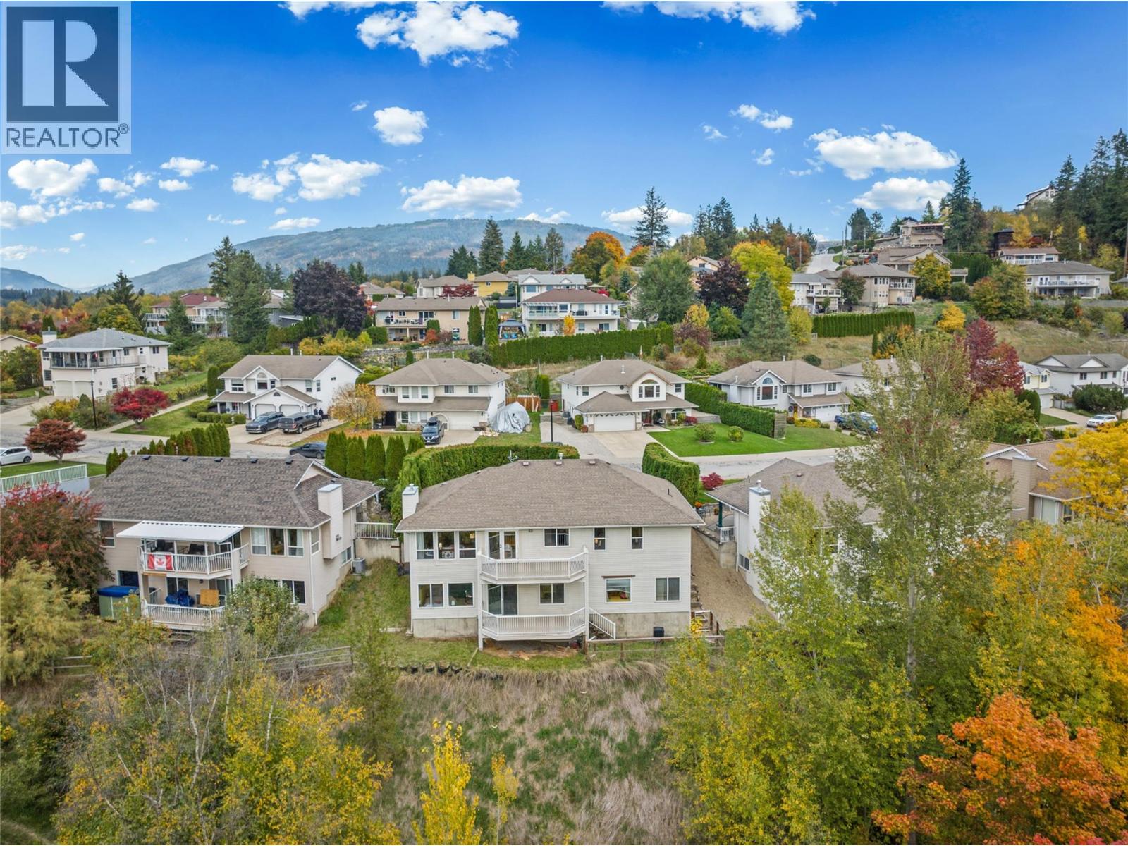 251 17 Street Se, Salmon Arm, British Columbia  V1E 1R7 - Photo 6 - 10403467