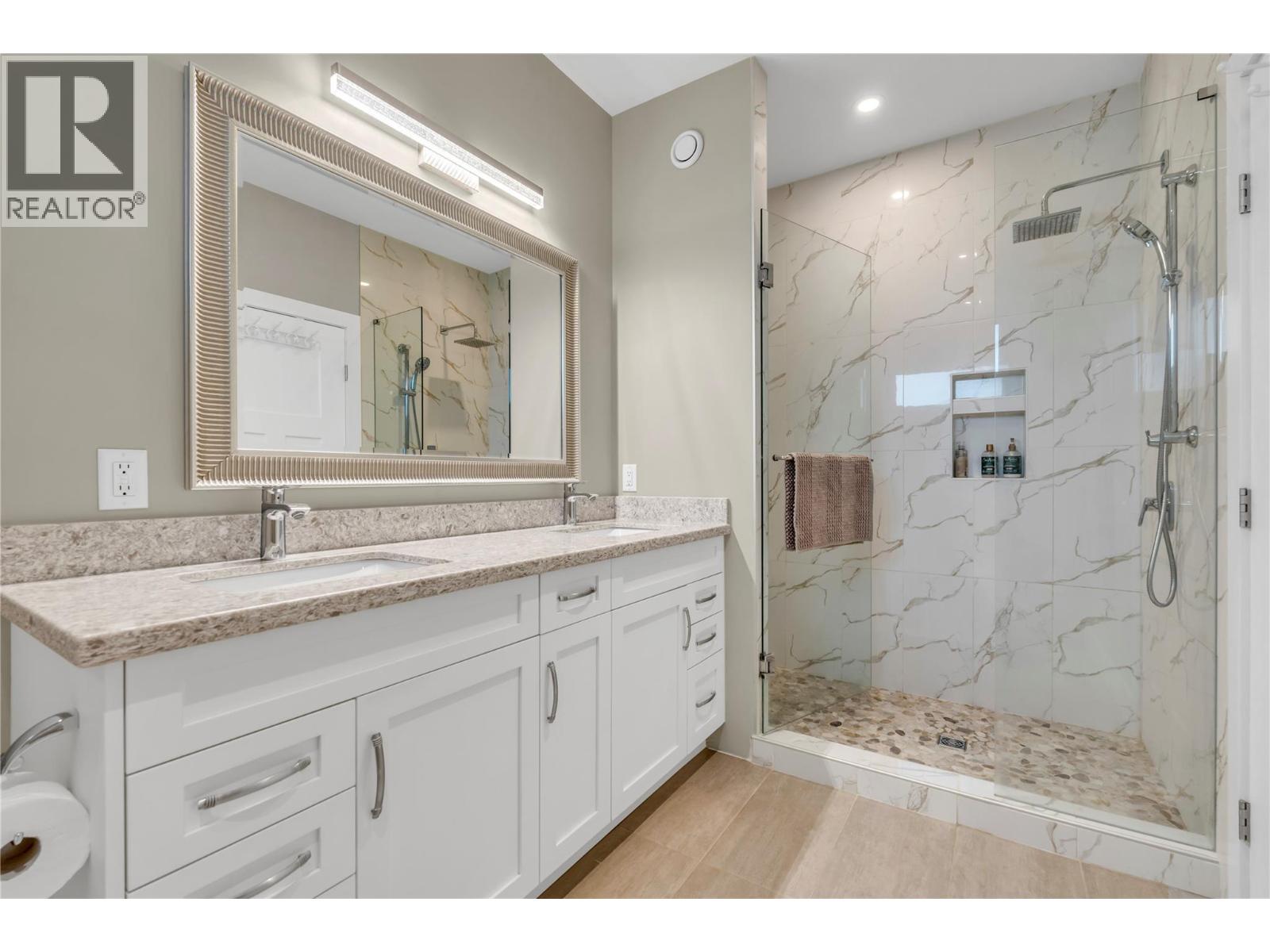 177 Sunnybrook Drive, Okanagan Falls, British Columbia  V0H 1R3 - Photo 18 - 10403056