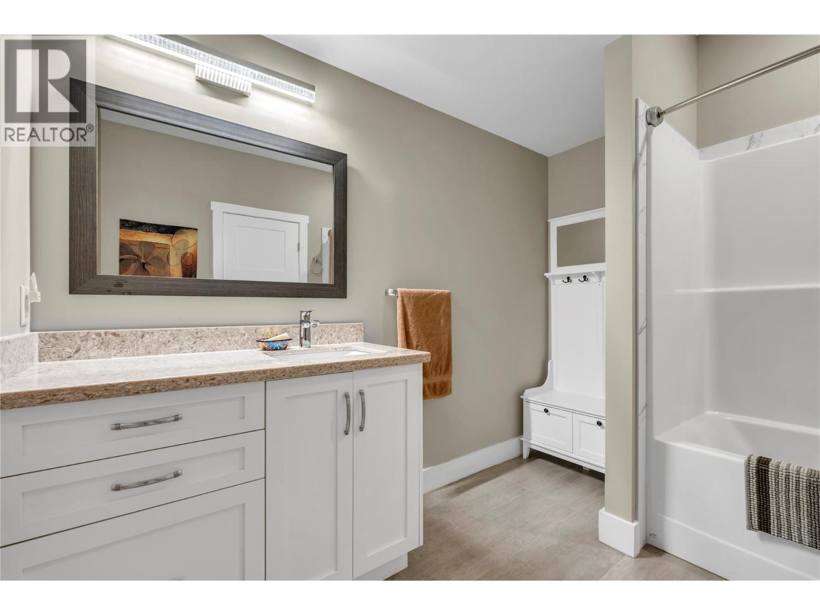 177 Sunnybrook Drive, Okanagan Falls, British Columbia  V0H 1R3 - Photo 28 - 10403056