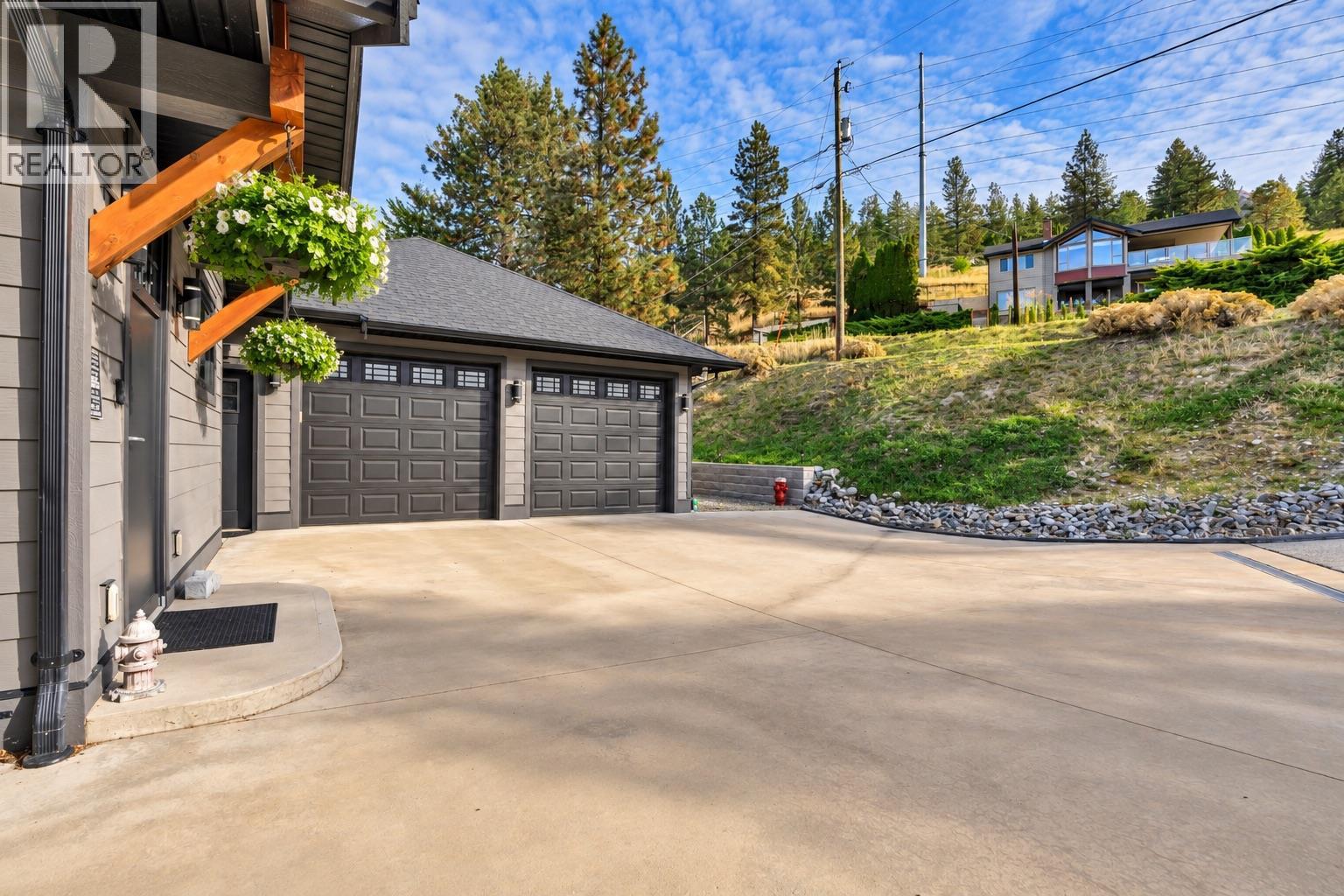 177 Sunnybrook Drive, Okanagan Falls, British Columbia  V0H 1R3 - Photo 37 - 10403056