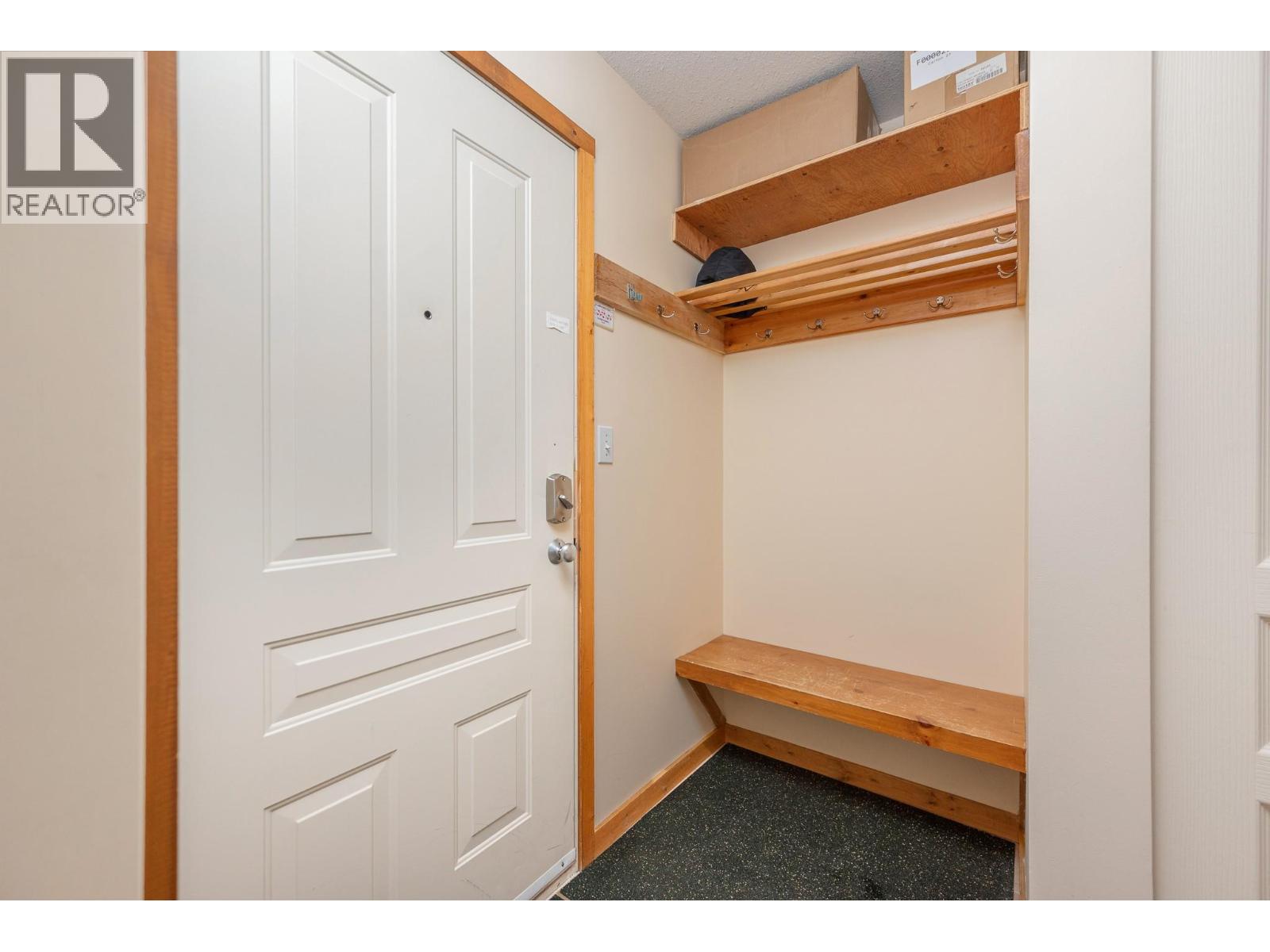 9808 Silver Star Road Unit# 202, Silver Star, British Columbia  V1B 3X4 - Photo 11 - 10402750