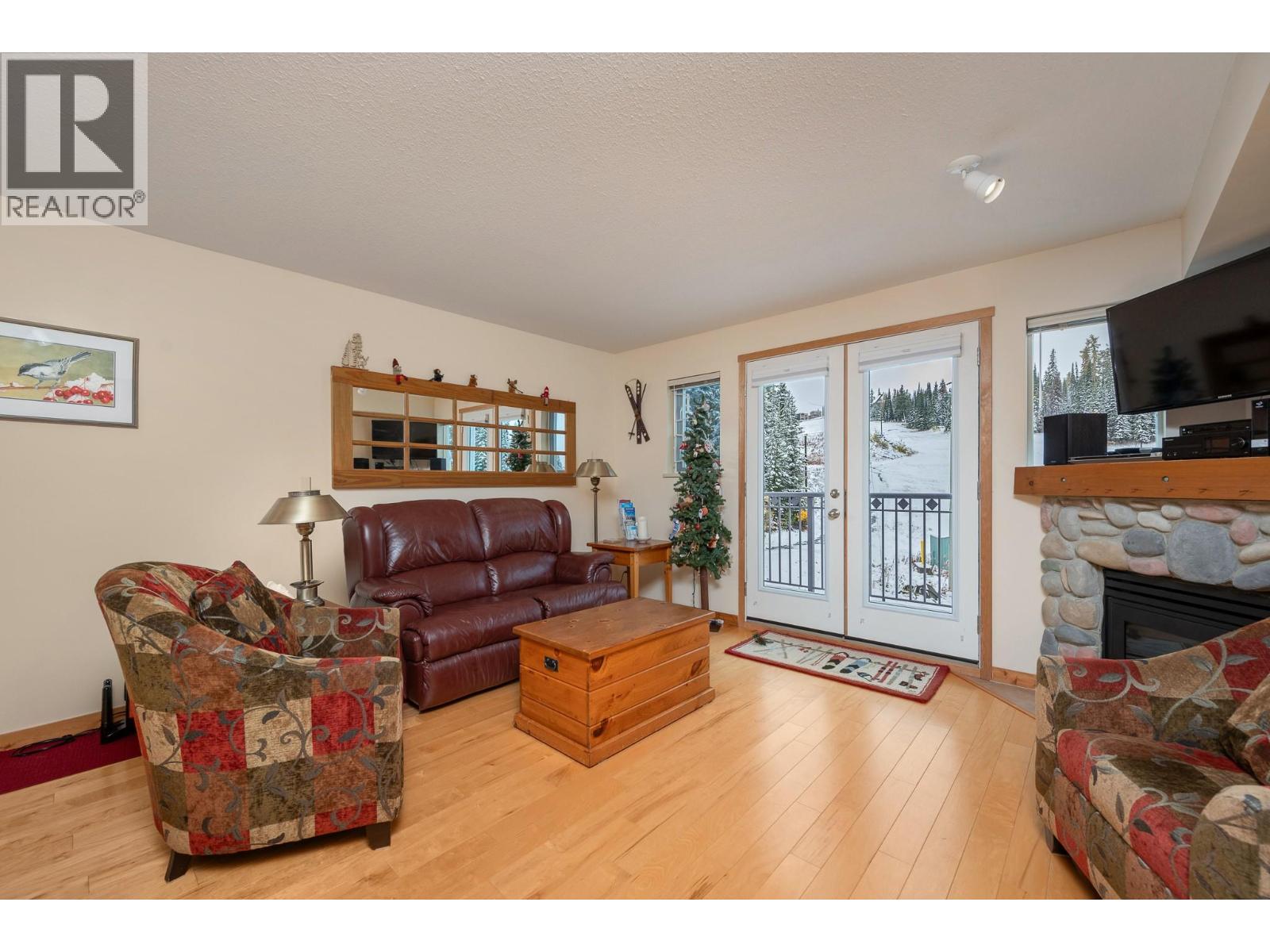 9808 Silver Star Road Unit# 202, Silver Star, British Columbia  V1B 3X4 - Photo 19 - 10402750