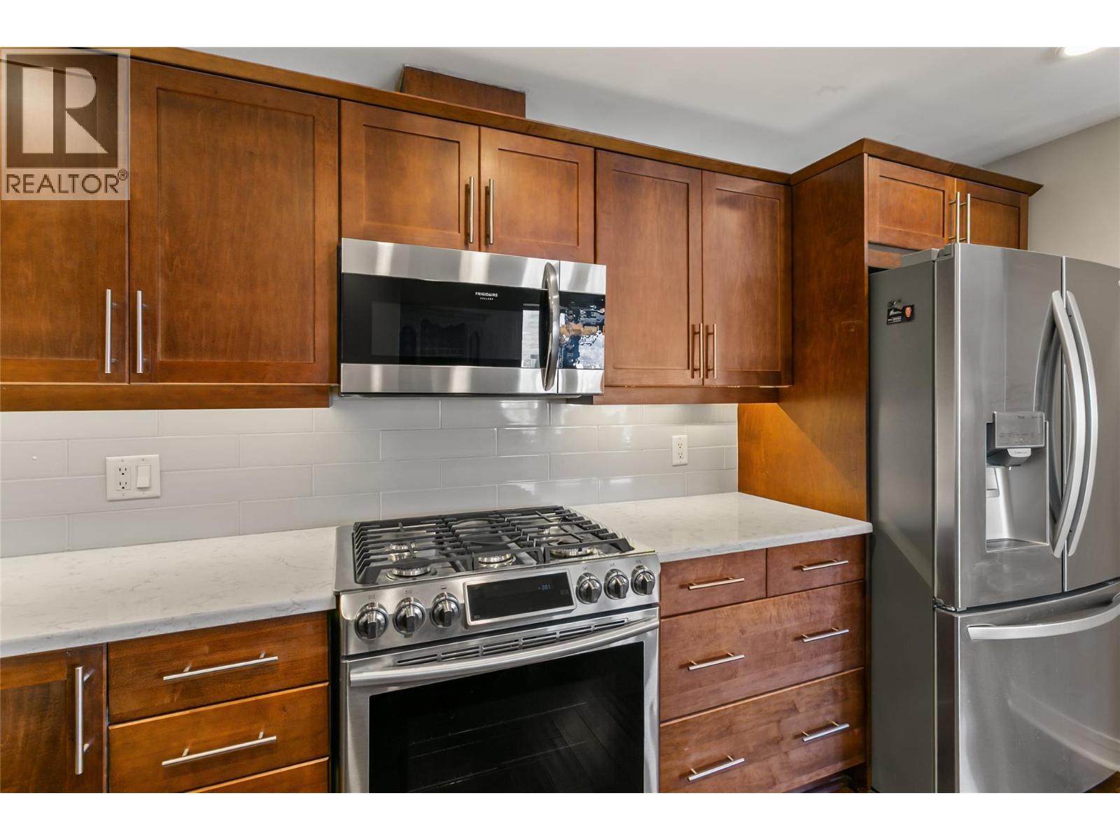 1160 Bernard Avenue Unit# 1205, Kelowna, British Columbia  V1Y 6R2 - Photo 9 - 10403188