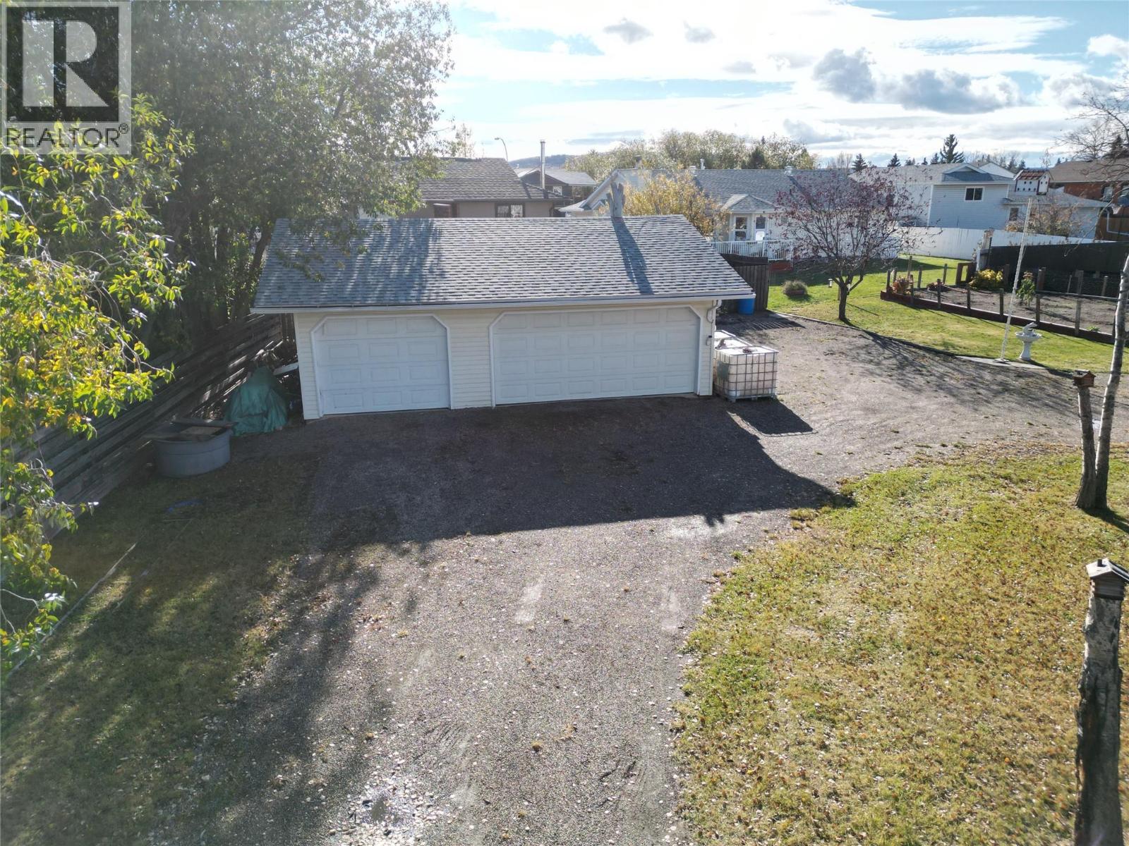 10717 Briarwood Crescent, Dawson Creek, British Columbia  V1G 4L8 - Photo 4 - 10403627