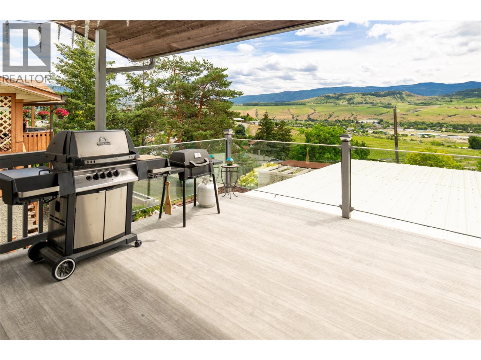 6636 Southwind Road, Vernon, British Columbia  V1H 1B7 - Photo 21 - 10403549