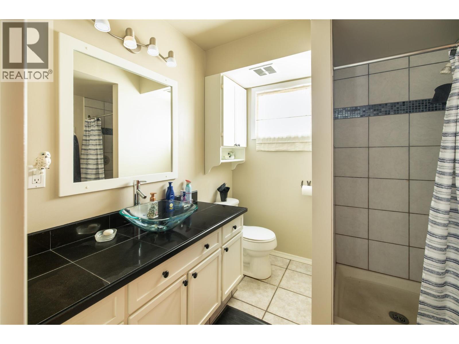 6636 Southwind Road, Vernon, British Columbia  V1H 1B7 - Photo 37 - 10403549