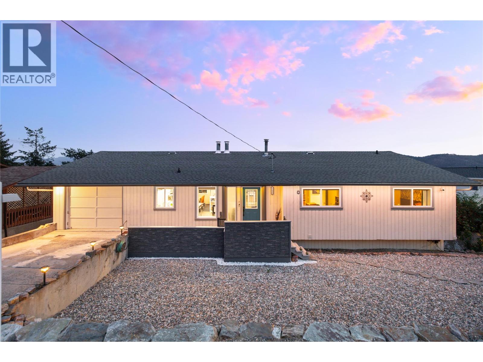 6636 Southwind Road, Vernon, British Columbia  V1H 1B7 - Photo 45 - 10403549
