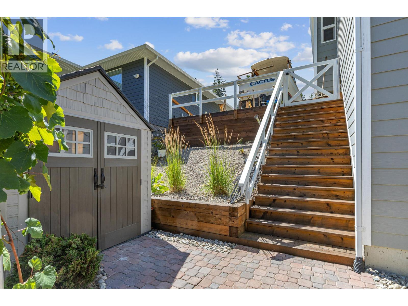 690 Muir Road, Kelowna, British Columbia  V1Z 3W2 - Photo 37 - 10403619