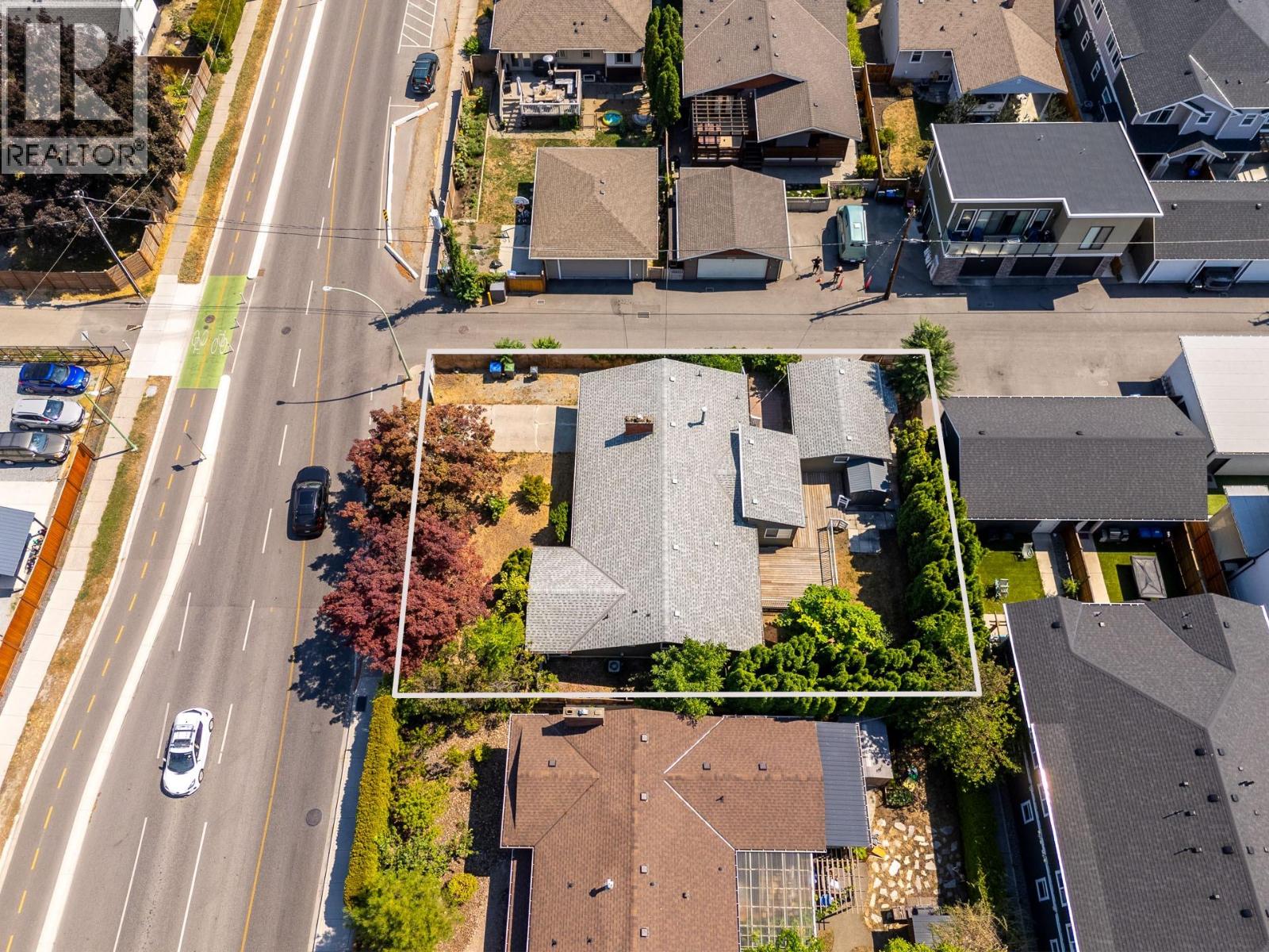 925 Sutherland Avenue, Kelowna, British Columbia  V1Y 5X6 - Photo 3 - 10403480