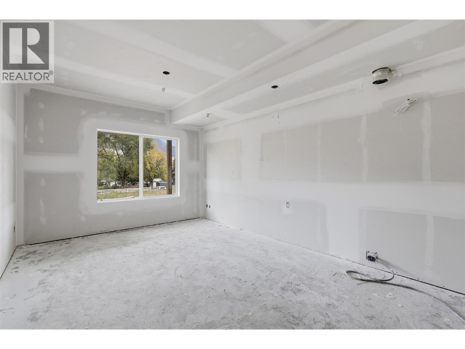 5878 Dallas Drive, Kamloops, British Columbia  V2C 4X2 - Photo 31 - 10403632