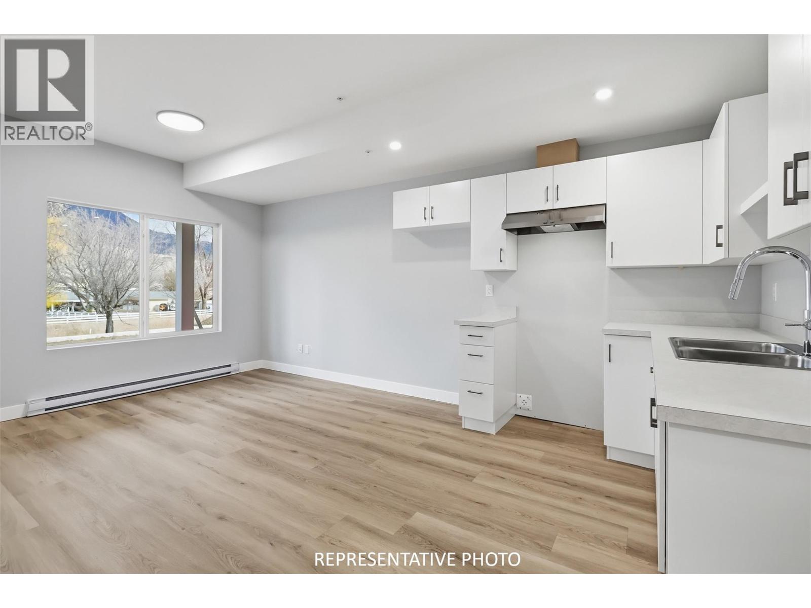 5878 Dallas Drive, Kamloops, British Columbia  V2C 4X2 - Photo 32 - 10403632