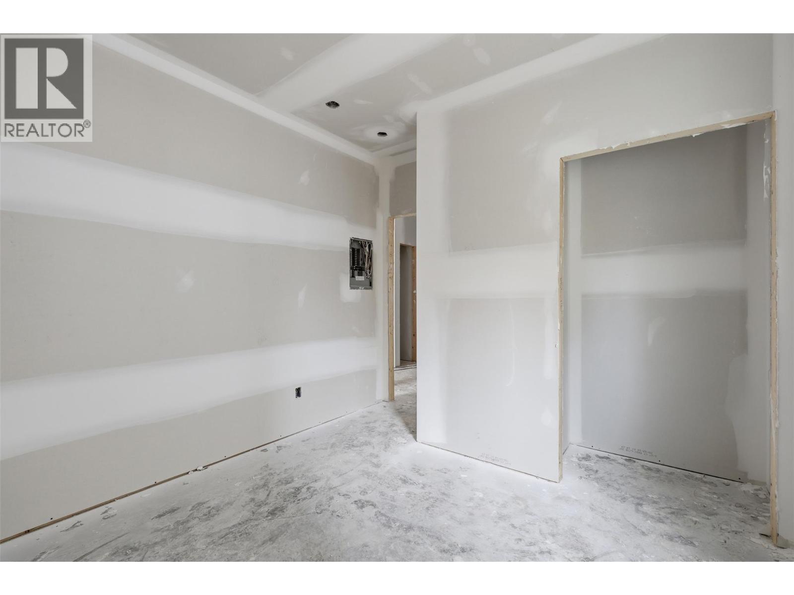 5878 Dallas Drive, Kamloops, British Columbia  V2C 4X2 - Photo 39 - 10403632