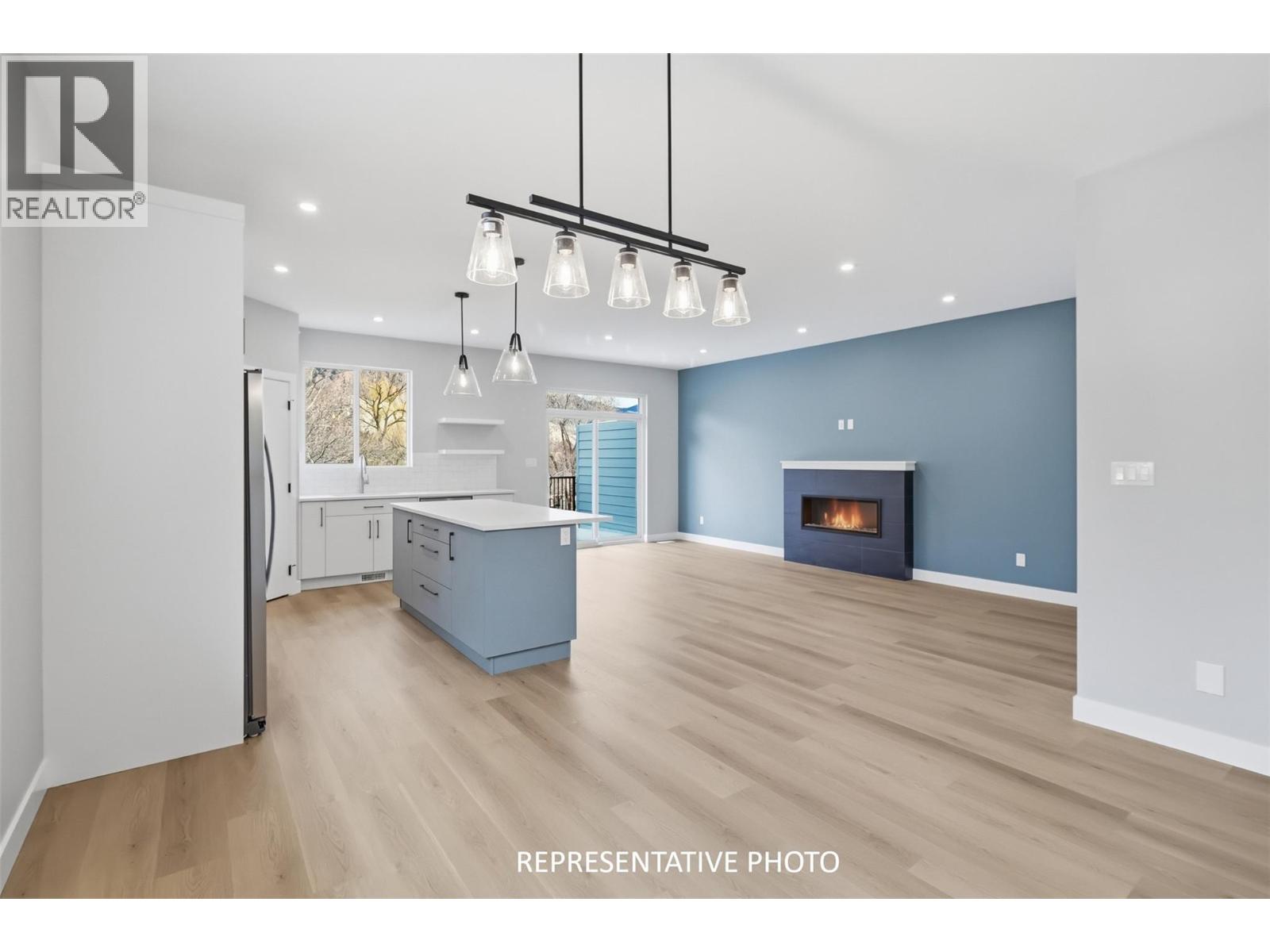 5878 Dallas Drive, Kamloops, British Columbia  V2C 4X2 - Photo 7 - 10403632