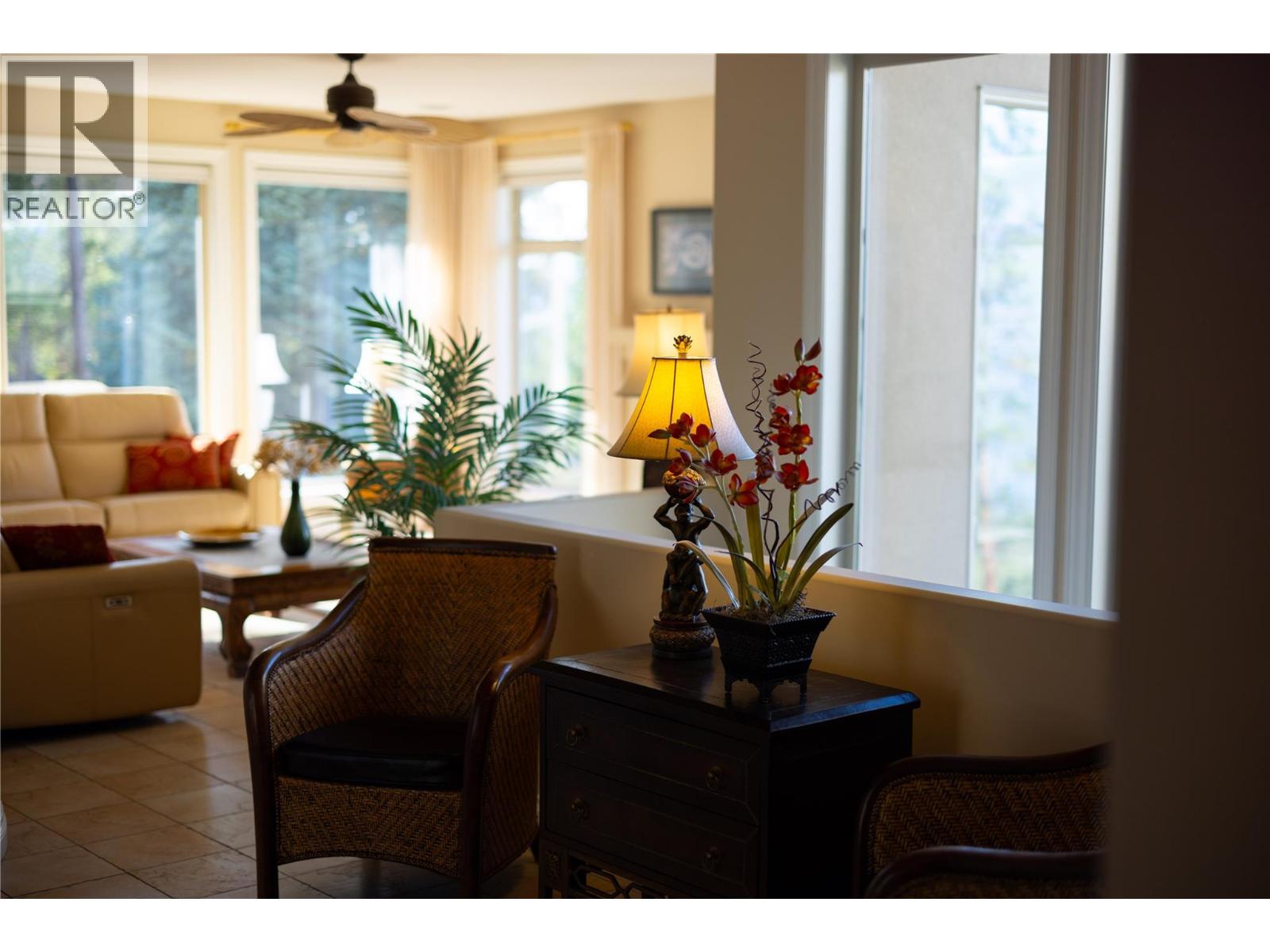 5812 Mccoubrey Road, Lake Country, British Columbia  V4V 2L3 - Photo 11 - 10403377