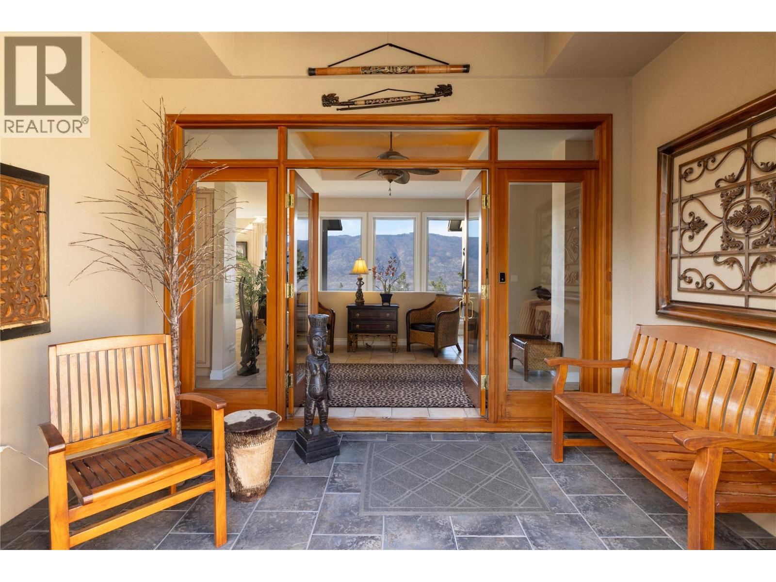 5812 Mccoubrey Road, Lake Country, British Columbia  V4V 2L3 - Photo 7 - 10403377
