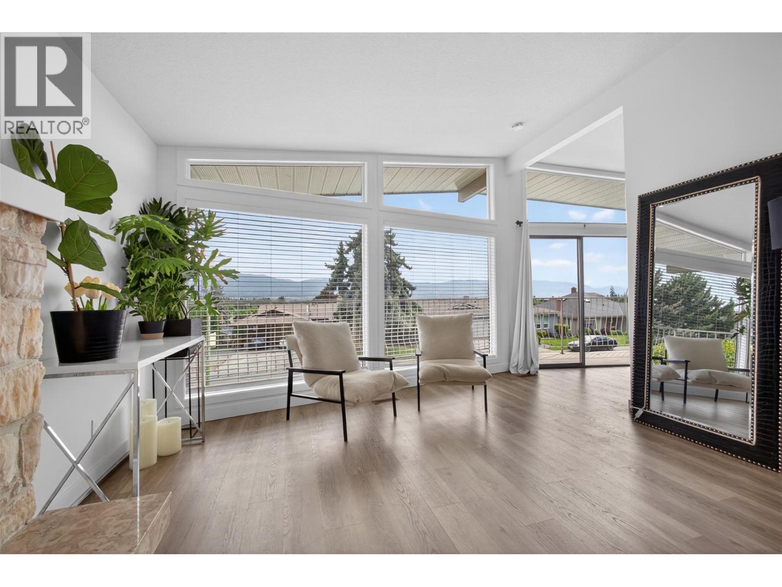 1750 Sonora Drive, Kelowna, British Columbia  V1Y 8K7 - Photo 8 - 10403179