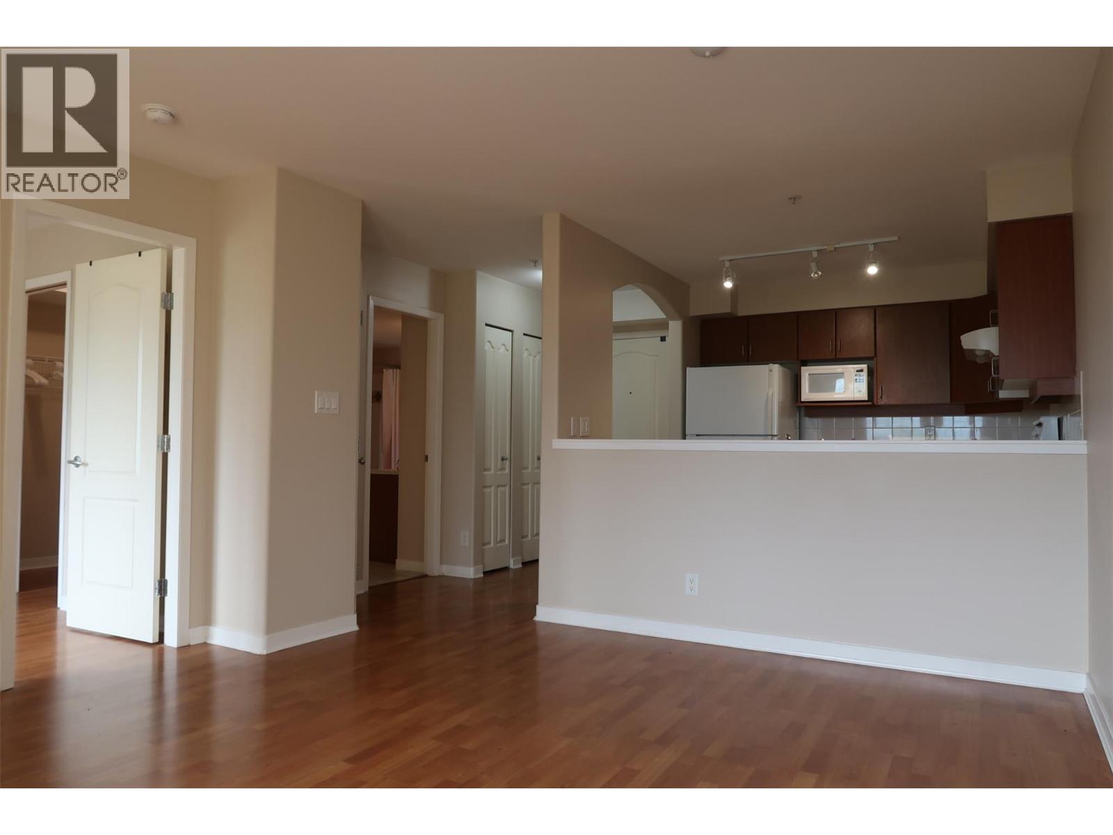 7600 Cottonwood Drive Unit# 404, Osoyoos, British Columbia  V0H 1V0 - Photo 5 - 10403624