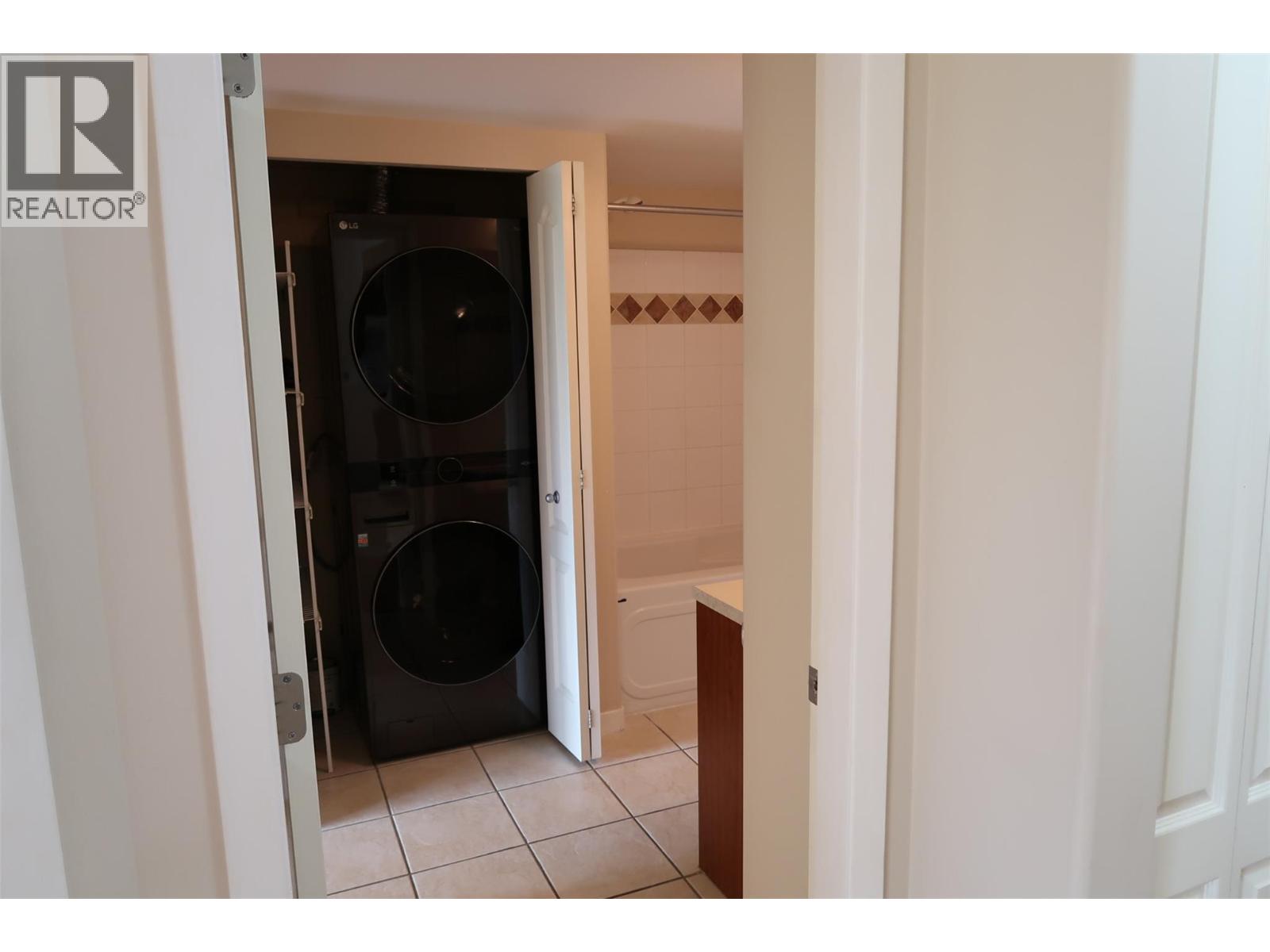 7600 Cottonwood Drive Unit# 404, Osoyoos, British Columbia  V0H 1V0 - Photo 7 - 10403624