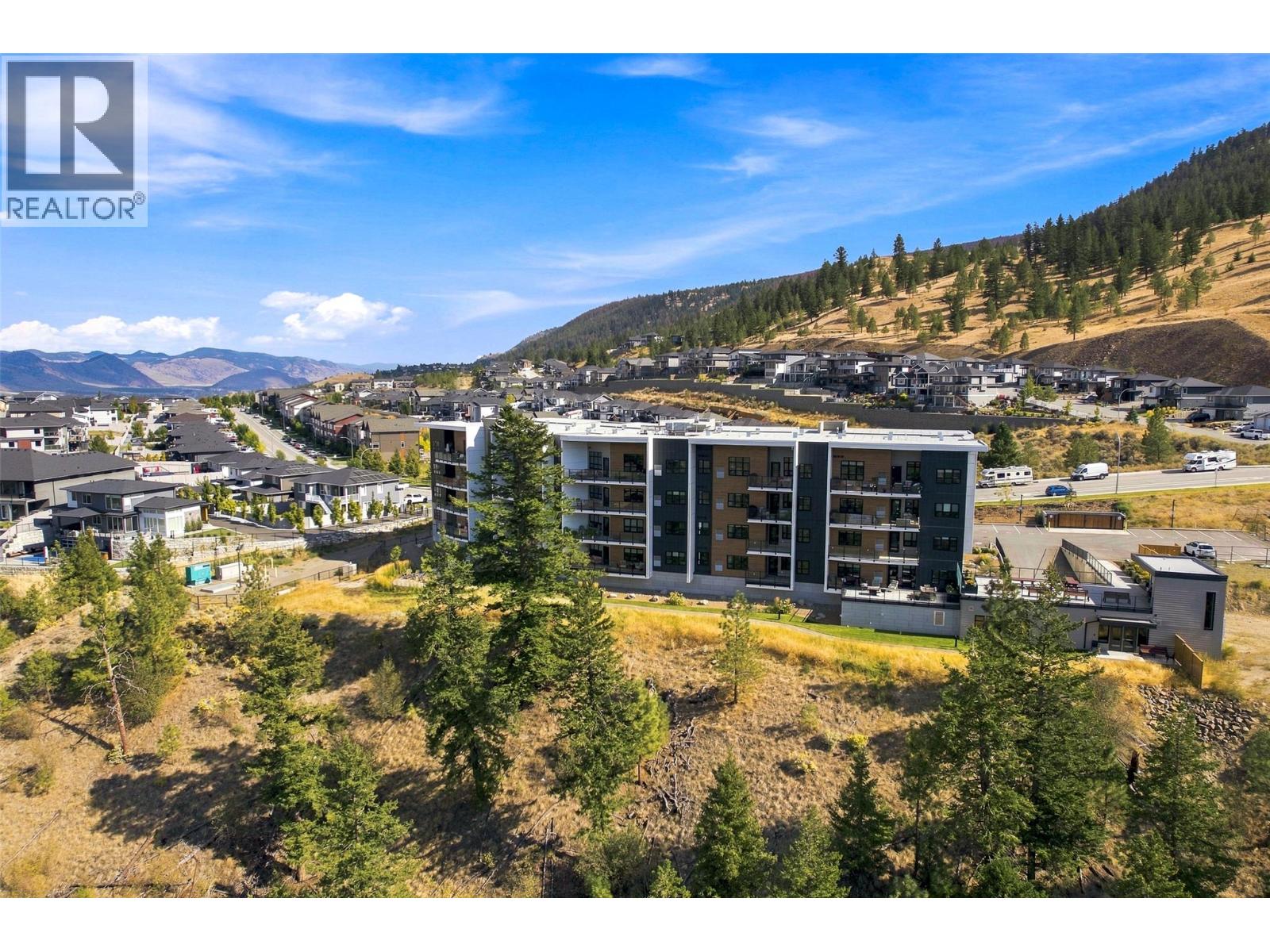 1844 Qu'appelle Boulevard Unit# 204, Kamloops, British Columbia  V2E 0E8 - Photo 2 - 10403612