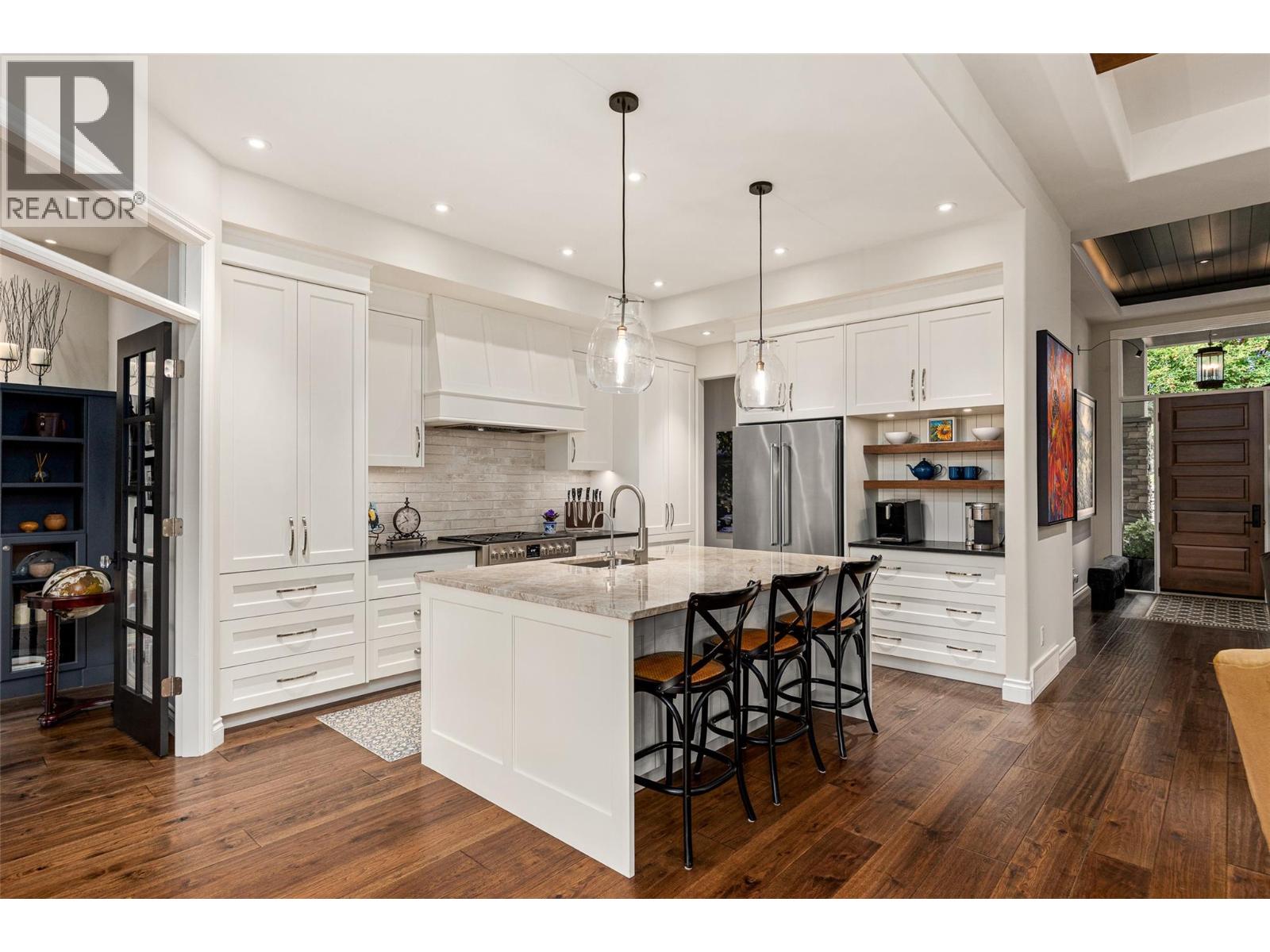 3887 Gallaghers Parkway, Kelowna, British Columbia  V1W 3Z8 - Photo 13 - 10403084