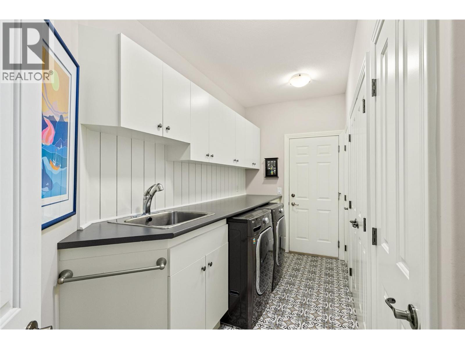 3887 Gallaghers Parkway, Kelowna, British Columbia  V1W 3Z8 - Photo 37 - 10403084