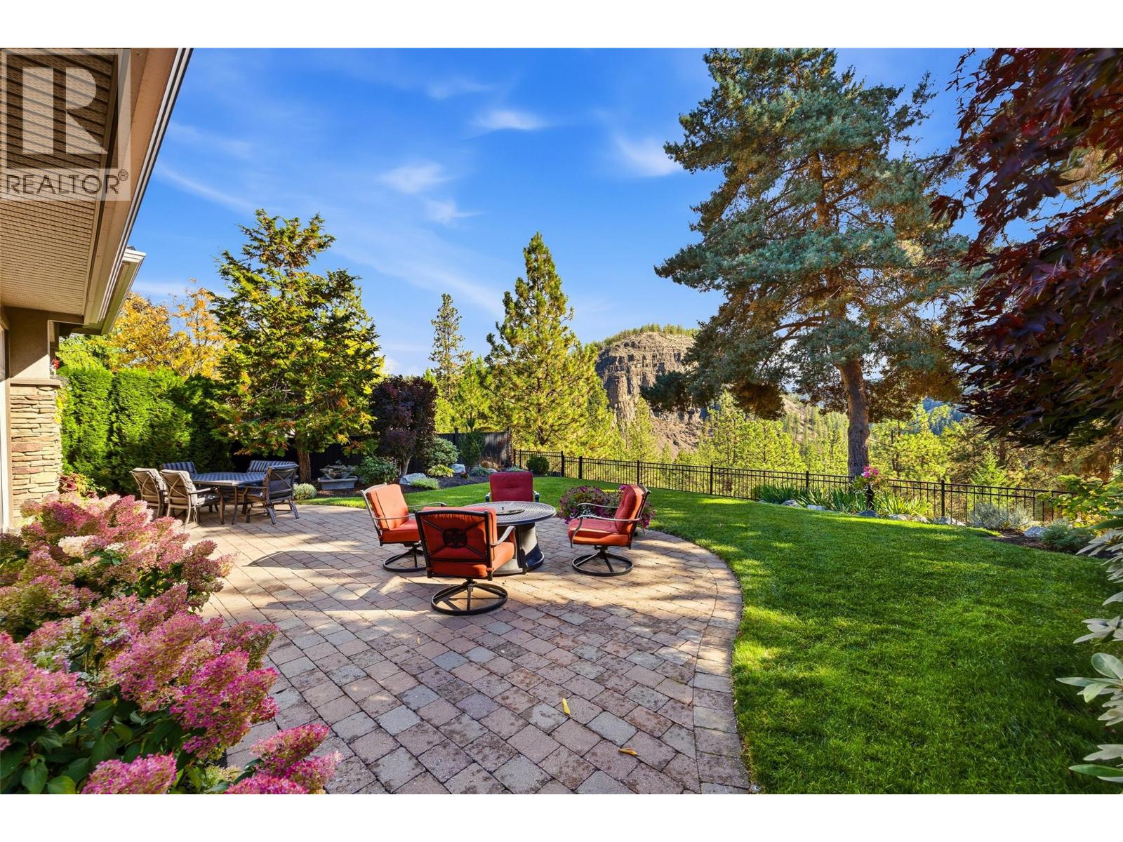 3887 Gallaghers Parkway, Kelowna, British Columbia  V1W 3Z8 - Photo 44 - 10403084