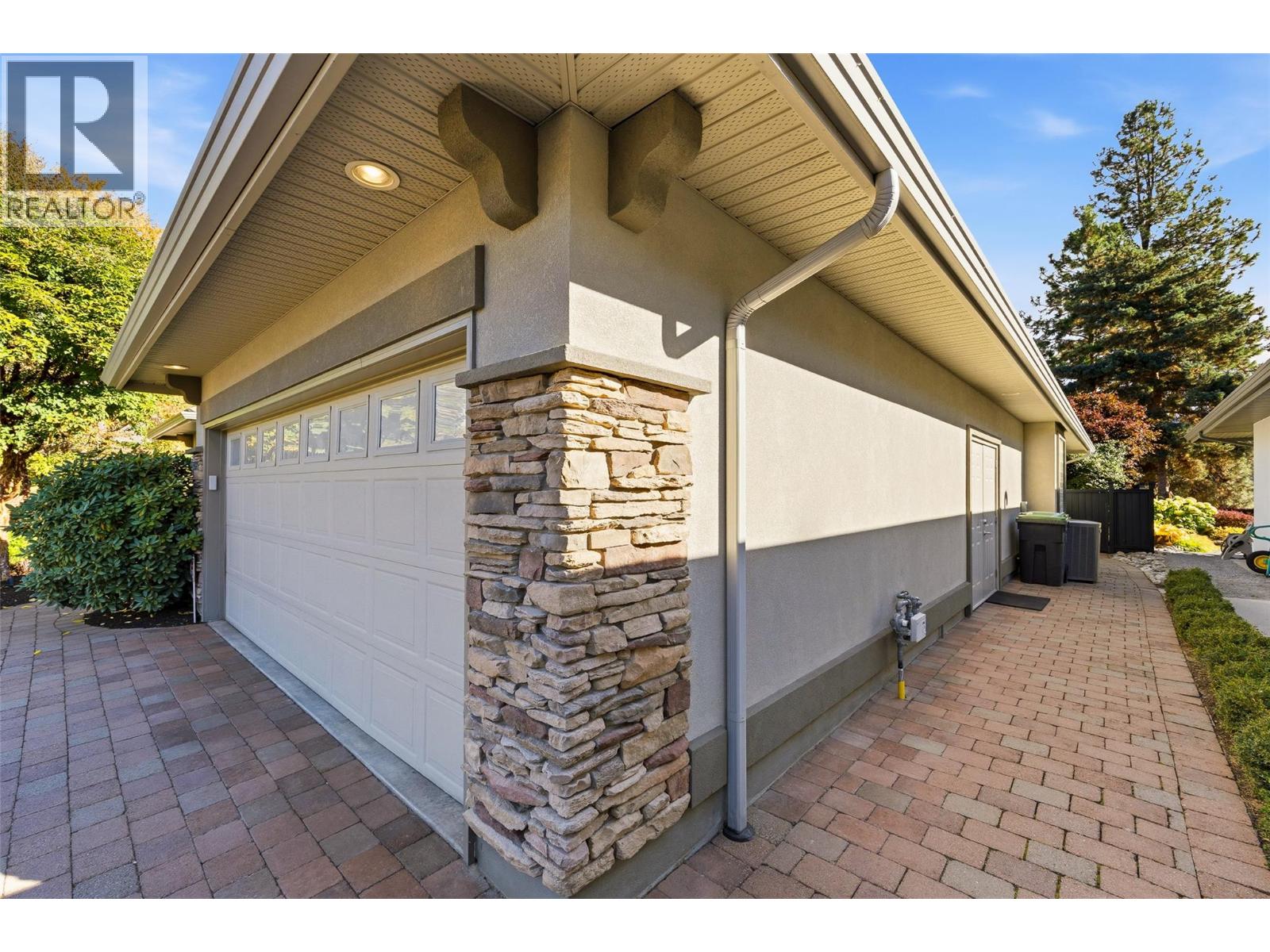 3887 Gallaghers Parkway, Kelowna, British Columbia  V1W 3Z8 - Photo 53 - 10403084