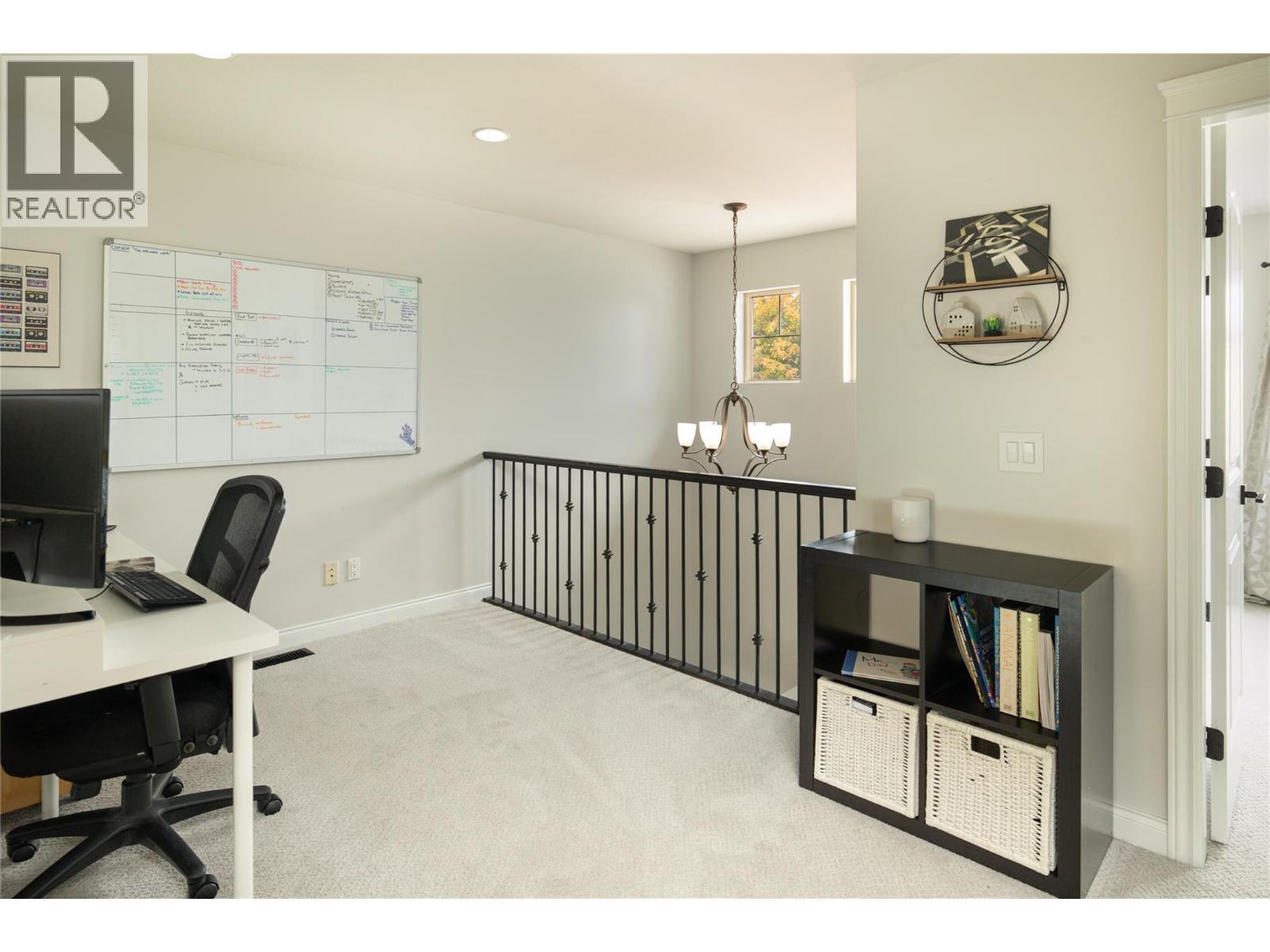 319 Mccarren Avenue, Kelowna, British Columbia  V1W 5A6 - Photo 30 - 10403069